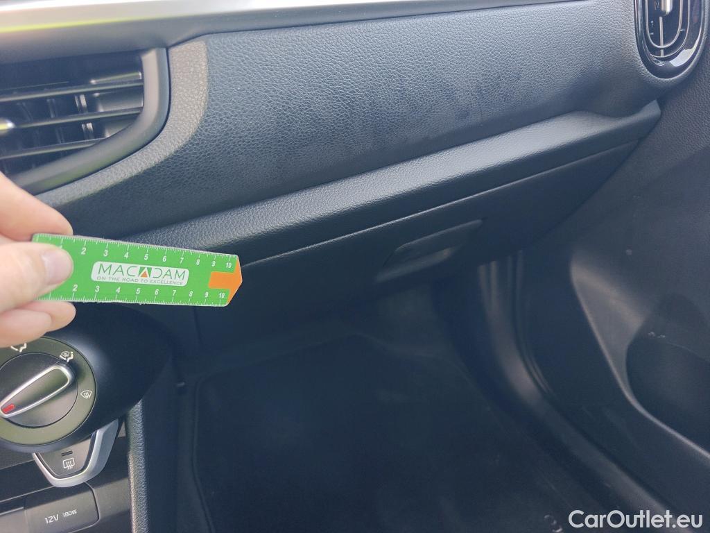 KIA  Picanto KIA  / 2020 / 5P / berlina con portón 1.0 DPi 49kW (67CV) Concept Pack Comfort #5