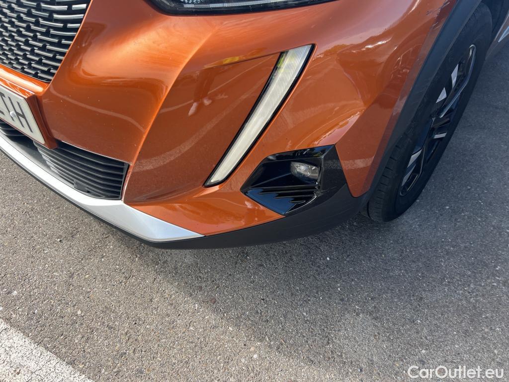  Peugeot  2008 PEUGEOT  / 2019 / 5P / todoterreno Allure BlueHDI 130 S&S EAT8 #34