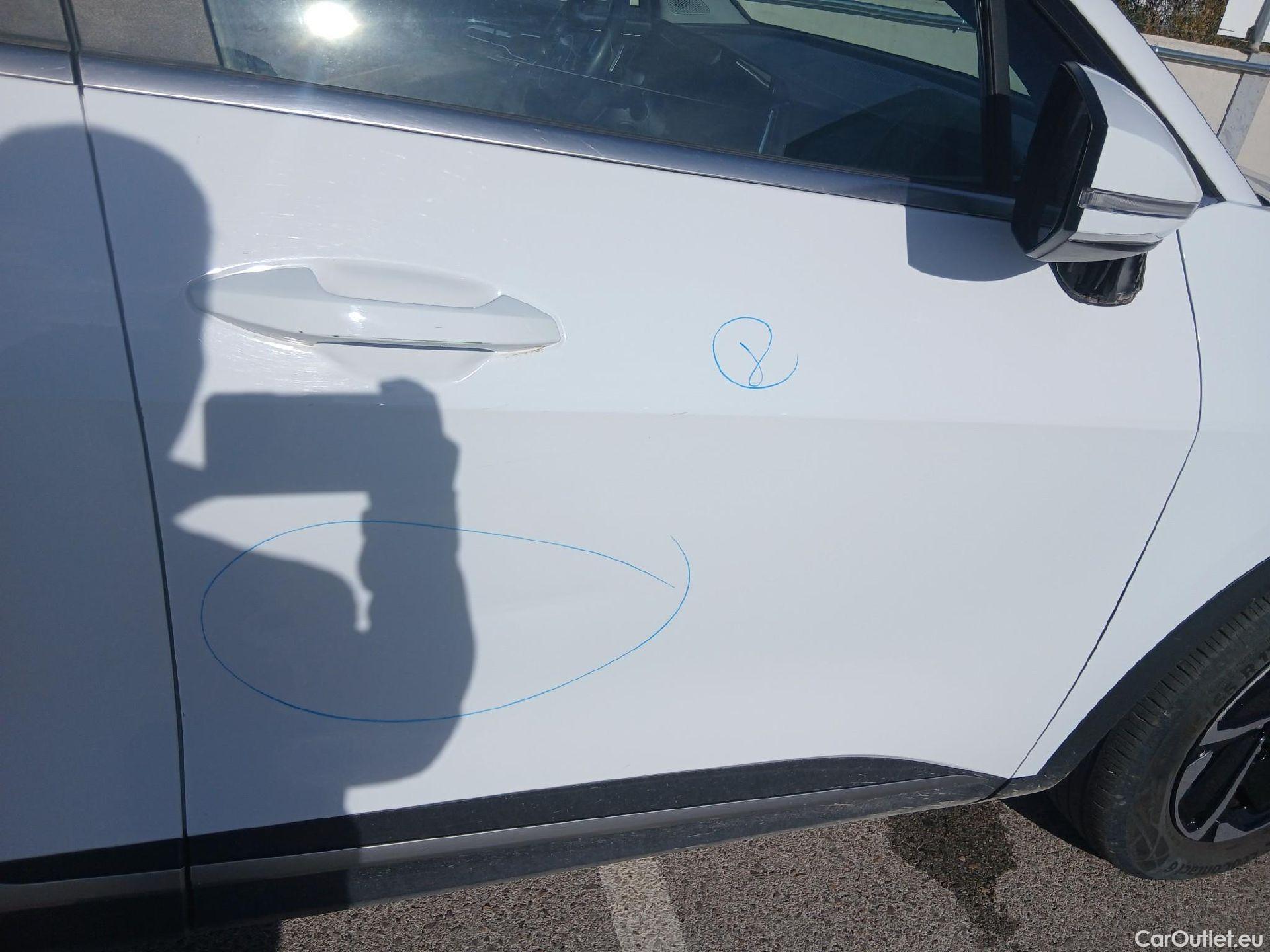  KIA  Sportage KIA  / 2022 / 5P / todoterreno 1.6 CRDi MHEV 100kW Business 4X4 DCT #33