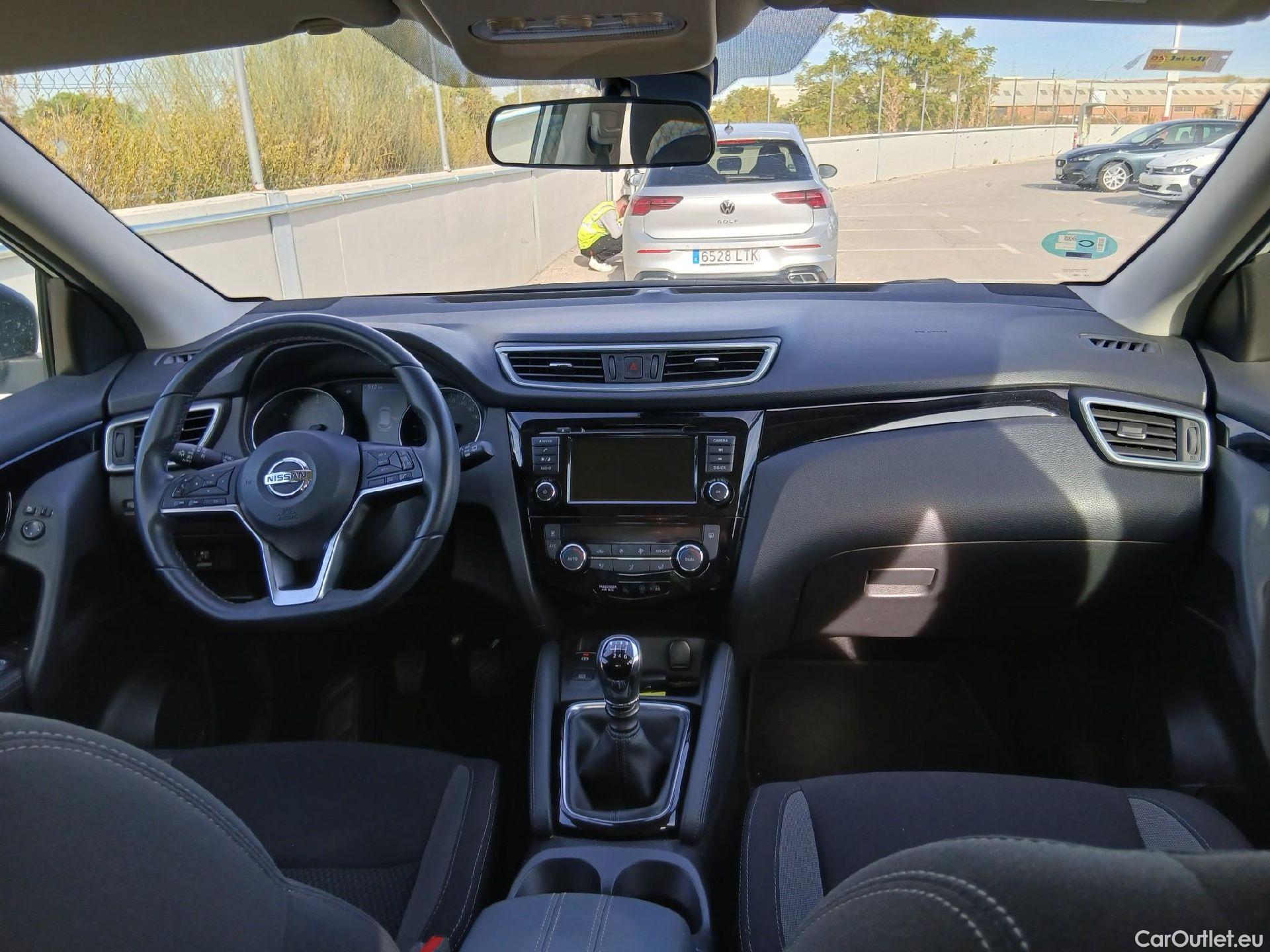 Nissan  Qashqai NISSAN  / 2017 / 5P / todoterreno DIG-T 103 kW (140 CV) E6D ACENTA #3