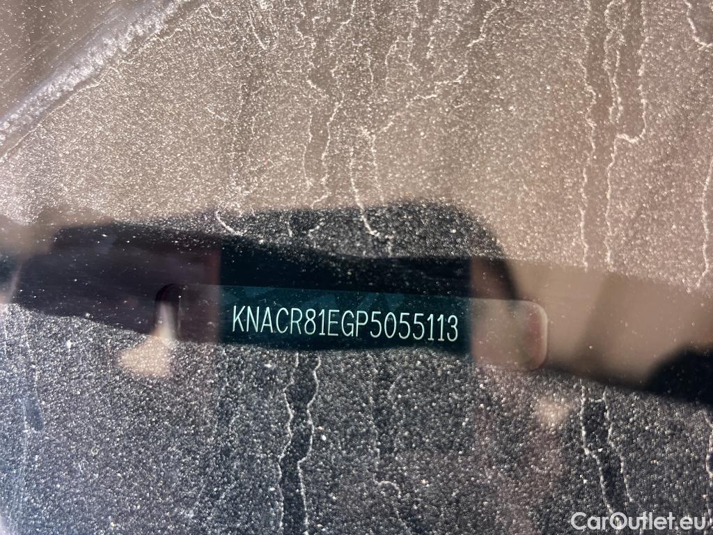 KIA  Niro  Hybrid Drive 1.6 AT6 E6d #17