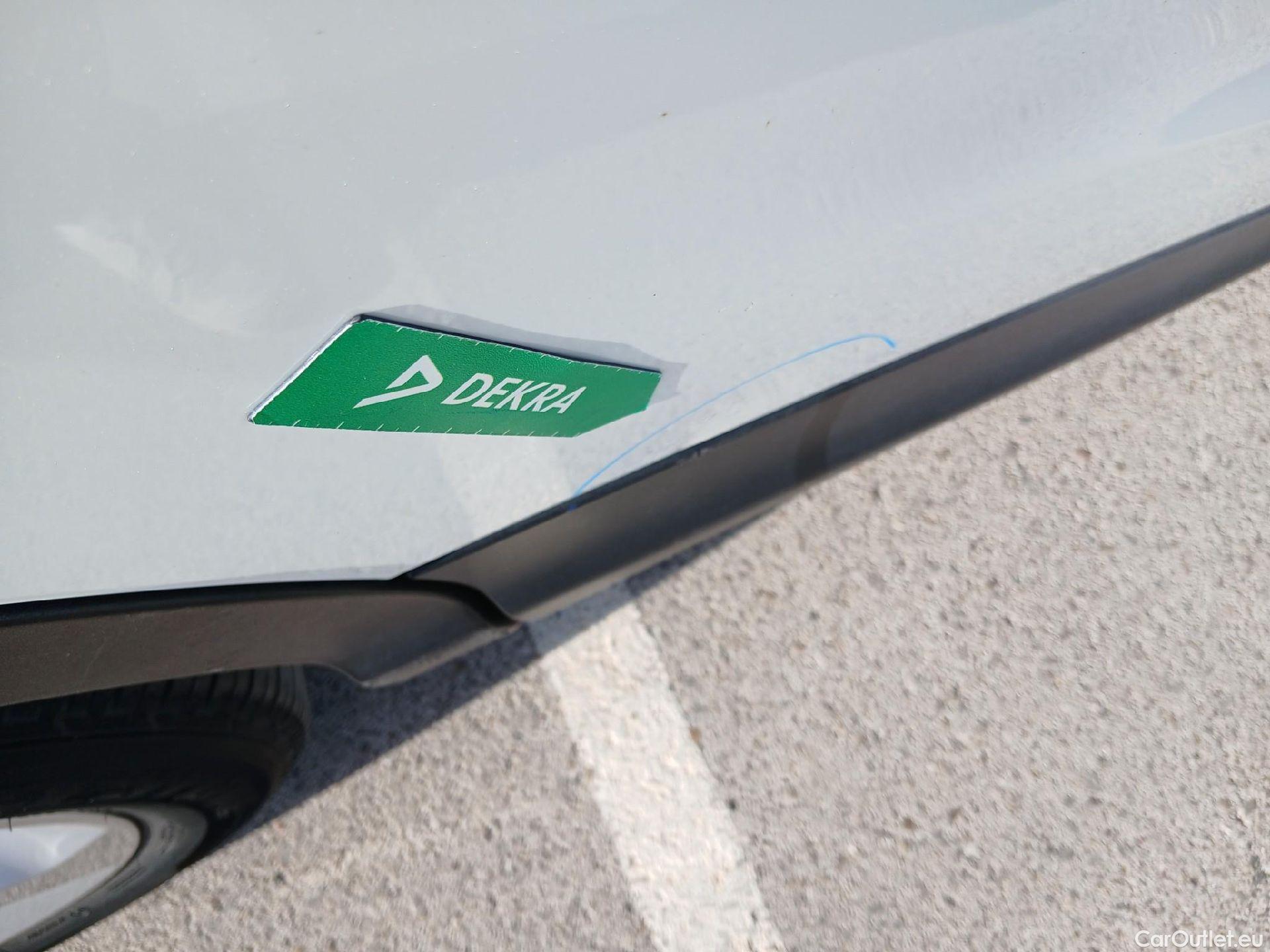 Nissan  Qashqai NISSAN  / 2017 / 5P / todoterreno DIG-T 103 kW (140 CV) E6D ACENTA #38