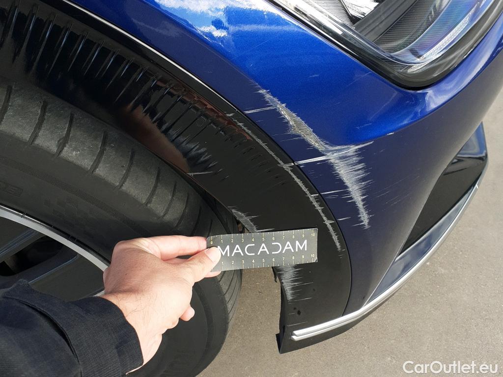 KIA  Ev6 KIA  / 2021 / 5P / todoterreno Air 77,4kWh 168kW RWD (Long Range) #31