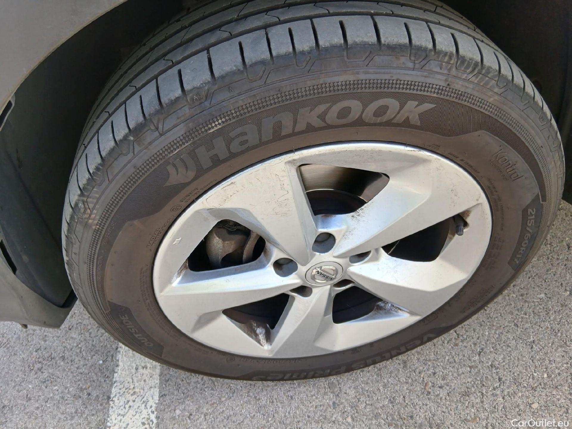 Nissan  Qashqai NISSAN  / 2017 / 5P / todoterreno DIG-T 103 kW (140 CV) E6D ACENTA #3