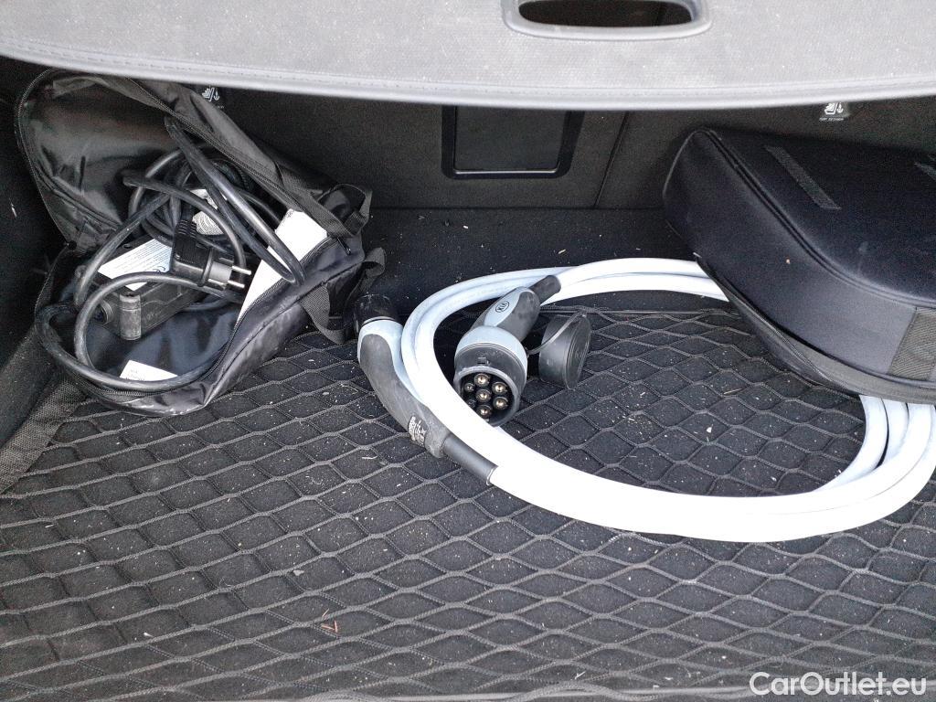 KIA  Ev6 KIA  / 2021 / 5P / todoterreno Air 77,4kWh 168kW RWD (Long Range) #15