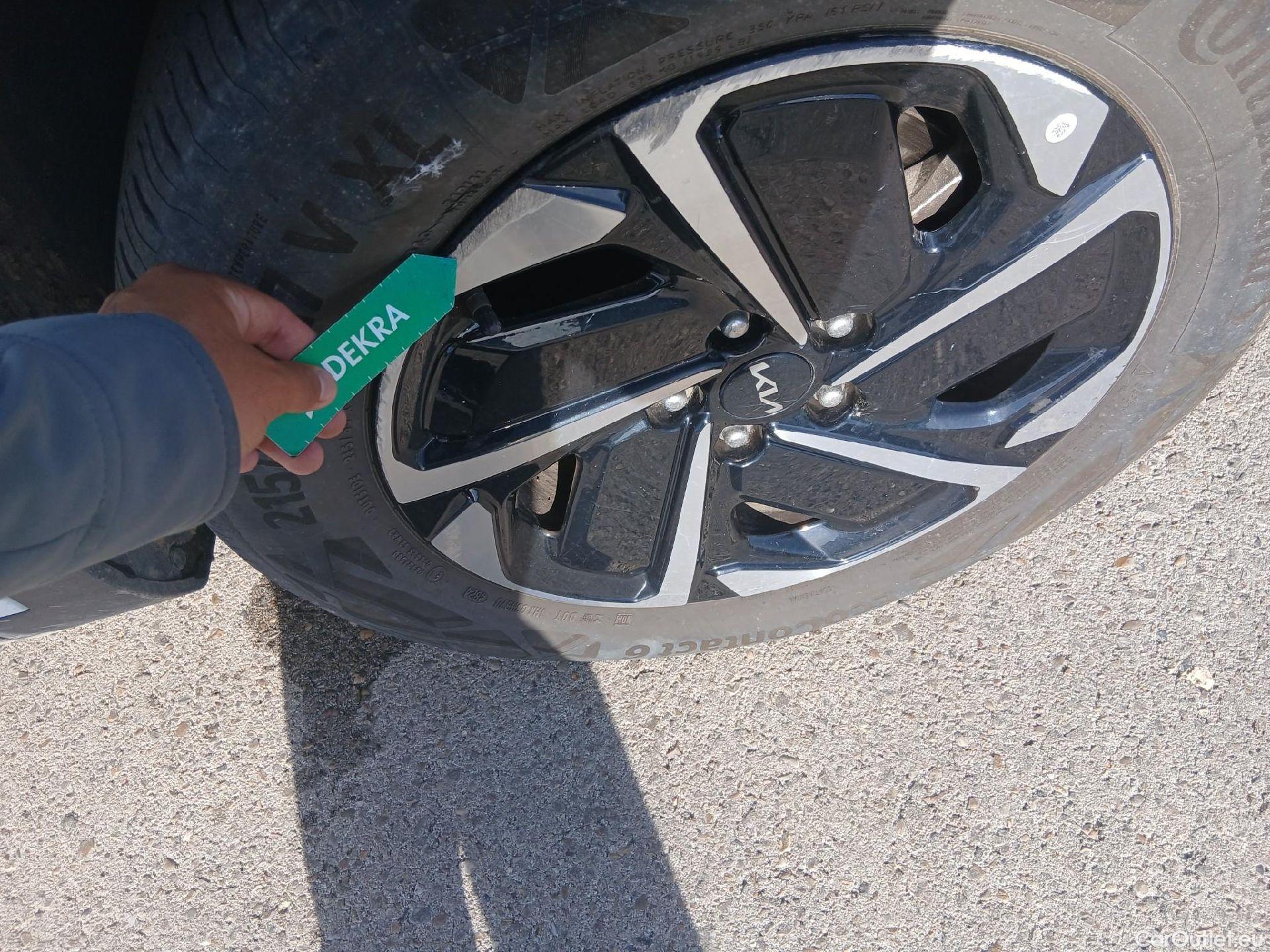  KIA  Sportage KIA  / 2022 / 5P / todoterreno 1.6 CRDi MHEV 100kW Business 4X4 DCT #40