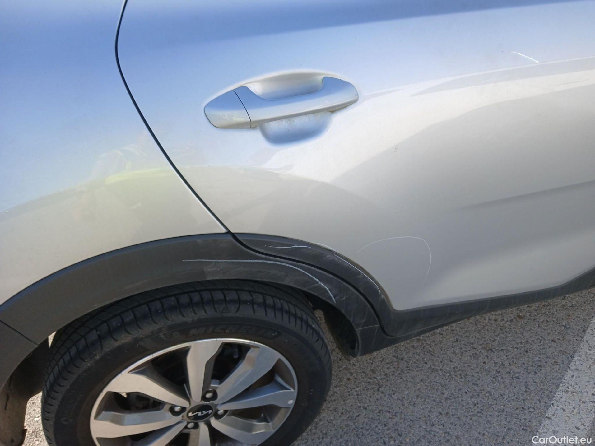 KIA  STONIC KIA  / 2017 / 5P / todoterreno 1.0 T-GDi 74kW (100CV) MHEV iMT Drive #17