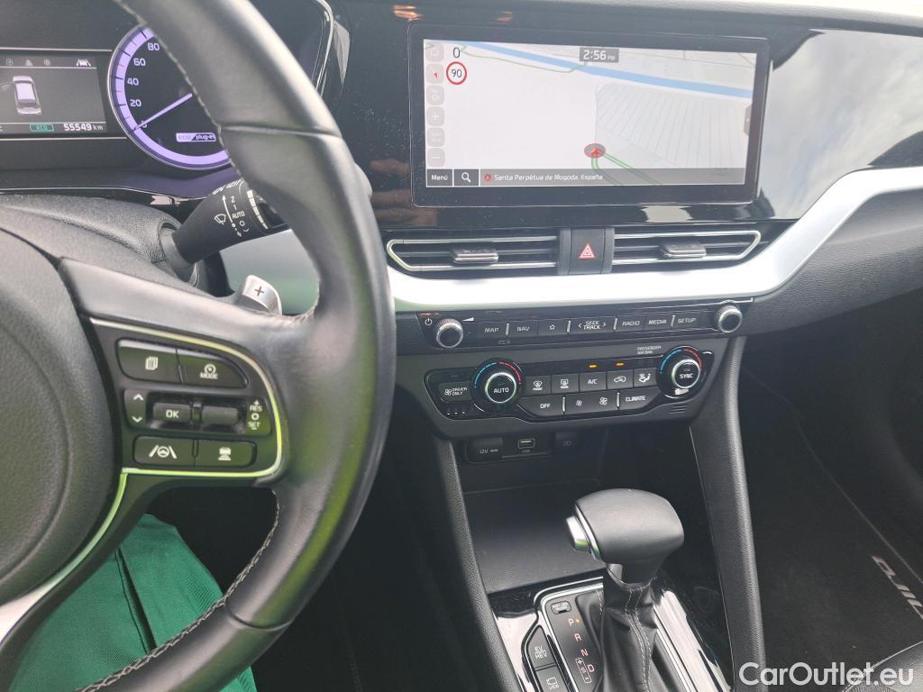 KIA  Niro KIA  / 2019 / 5P / crossover 1.6 GDi PHEV 104kW (141CV) Drive #17