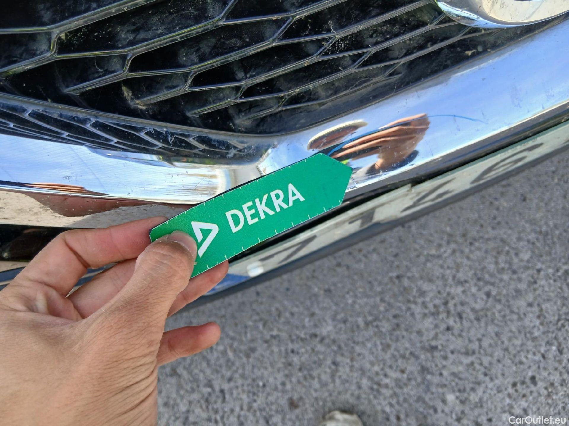 Nissan  Qashqai NISSAN  / 2017 / 5P / todoterreno DIG-T 103 kW (140 CV) E6D ACENTA #9