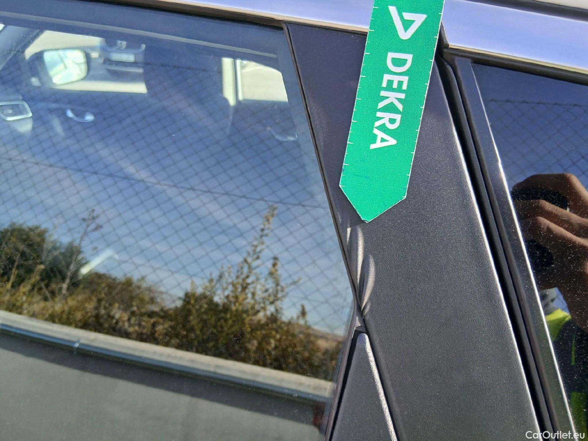 Nissan  Qashqai NISSAN  / 2017 / 5P / todoterreno DIG-T 103 kW (140 CV) E6D ACENTA #22