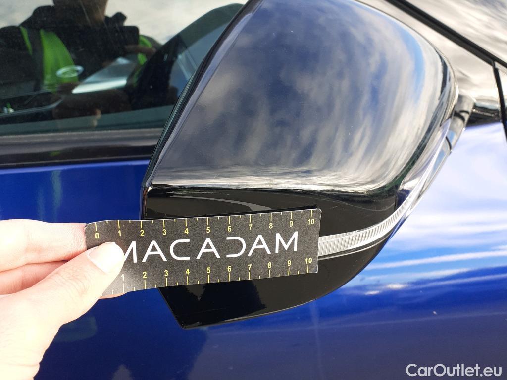 KIA  Ev6 KIA  / 2021 / 5P / todoterreno Air 77,4kWh 168kW RWD (Long Range) #38