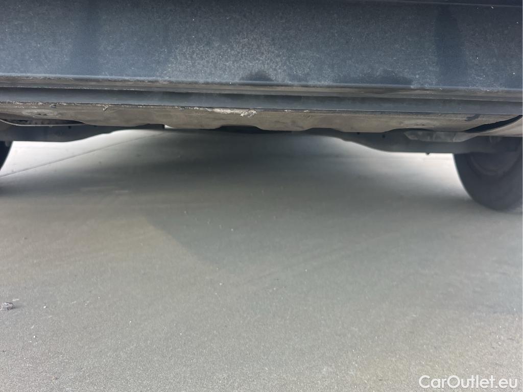 Volkswagen  Golf  VOLKSWAGEN / 2016 / 5P / familiar Last Edition 1.5 TSI 96kW(130CV) Variant #11