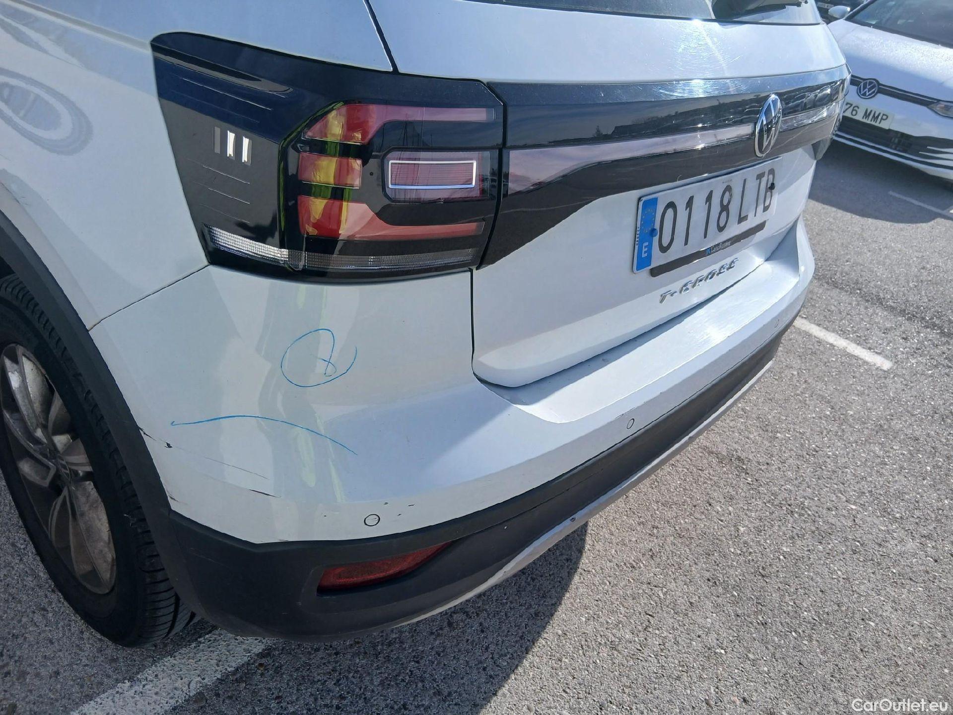  Volkswagen  T-CROSS VOLKSWAGEN  / 2018 / 5P / todoterreno Advance 1.0 TSI 81kW (110CV) DSG (AC3) #21