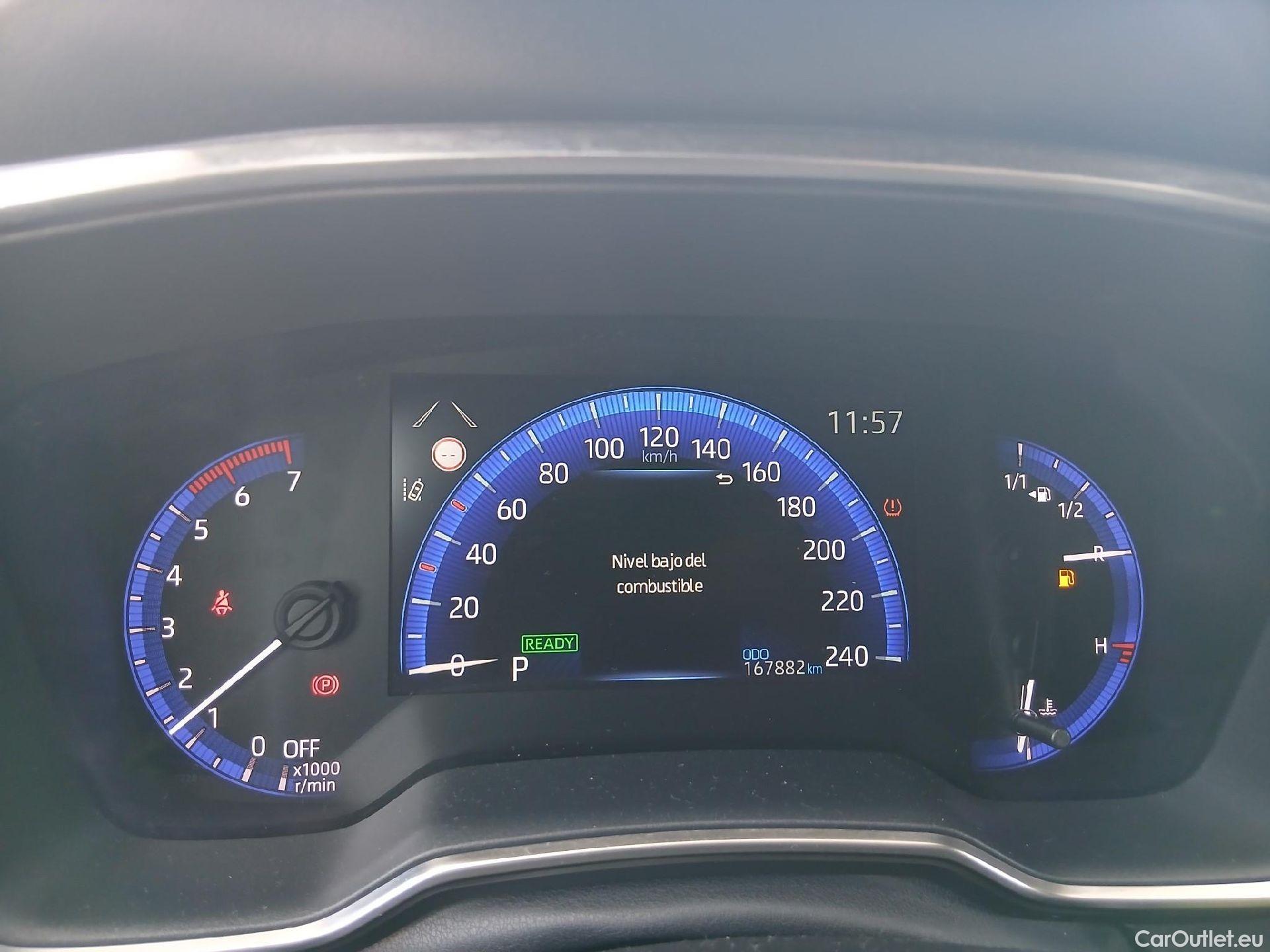 Toyota  Corolla TOYOTA  / 2020 / 5P / berlina con portón 1.8 125H STYLE E-CVT #4