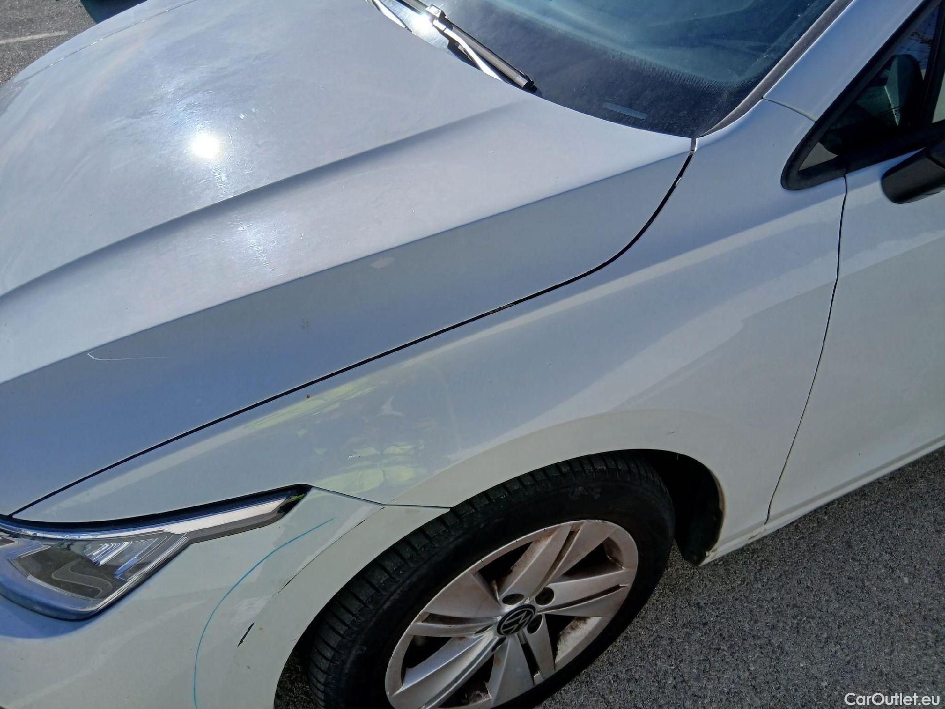 Volkswagen  Golf  VOLKSWAGEN / 2020 / 5P / berlina con portón 2.0 TDI 85kW (115CV) #9