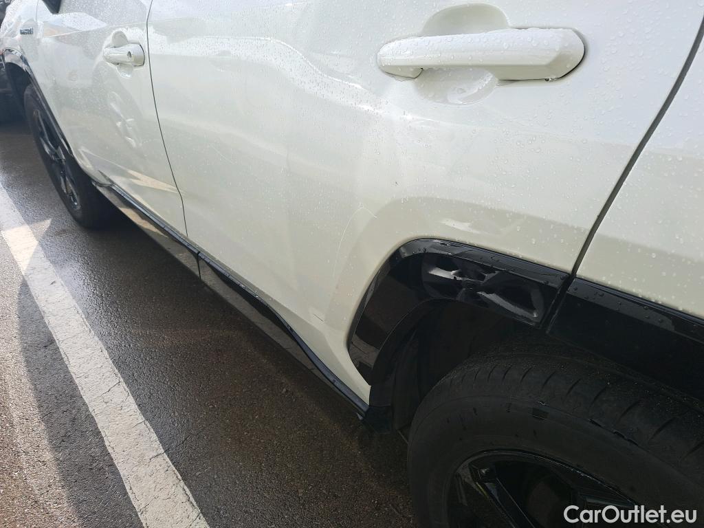 Toyota  RAV4 TOYOTA  / 2018 / 5P / todoterreno 2.5l 220H Feel! #3