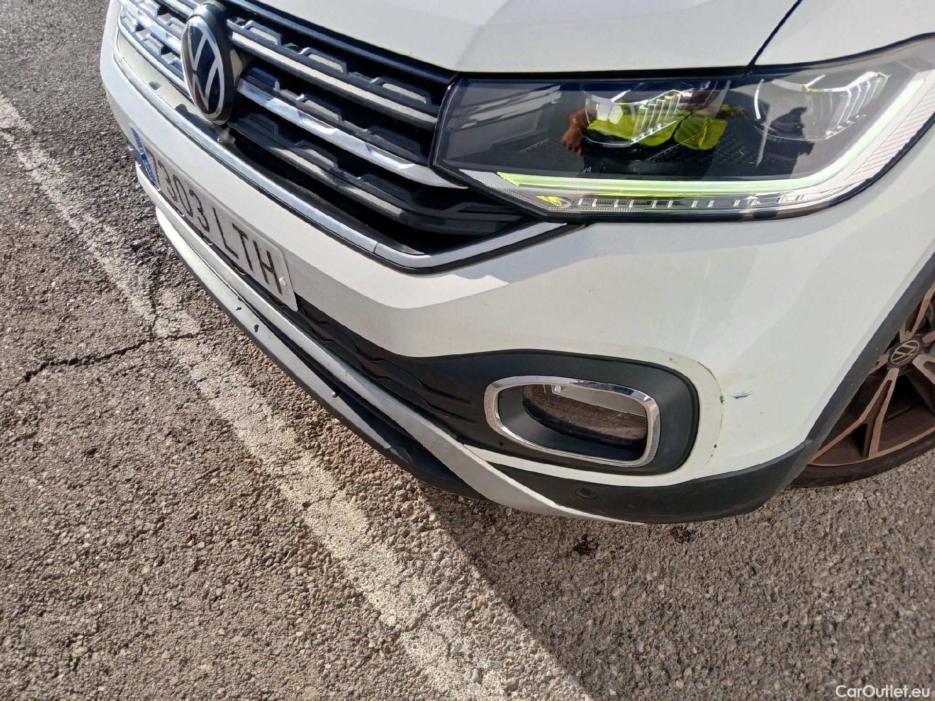  Volkswagen  T-CROSS VOLKSWAGEN  / 2018 / 5P / todoterreno Sport 1.0 TSI 81kW (110CV) #6