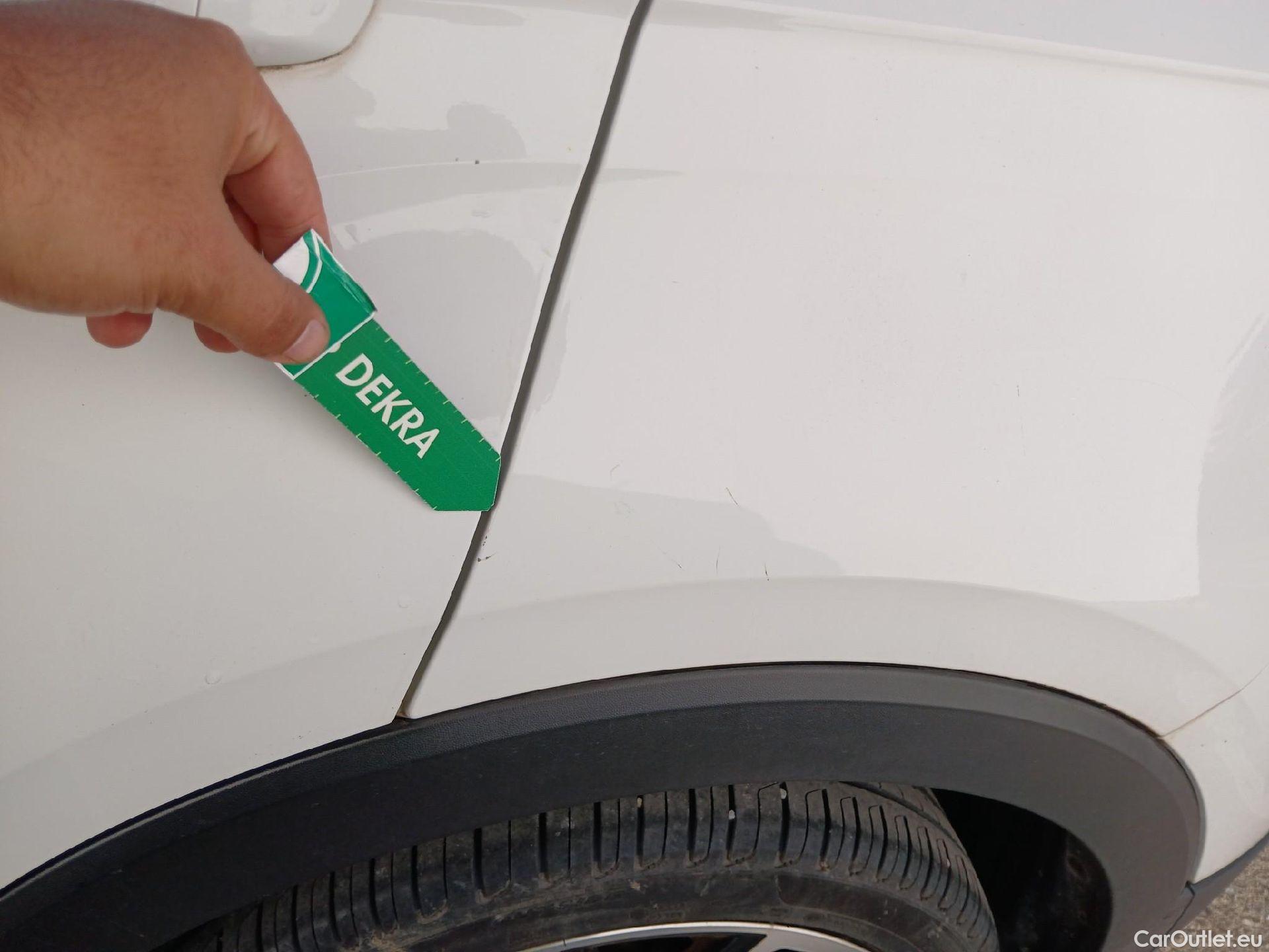  Volkswagen  T-CROSS VOLKSWAGEN  / 2018 / 5P / todoterreno Sport 1.0 TSI 81kW (110CV) #18