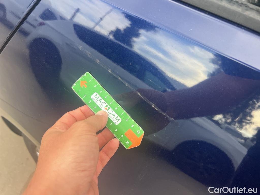 Volkswagen  Golf  VOLKSWAGEN / 2016 / 5P / familiar Last Edition 1.5 TSI 96kW(130CV) Variant #16