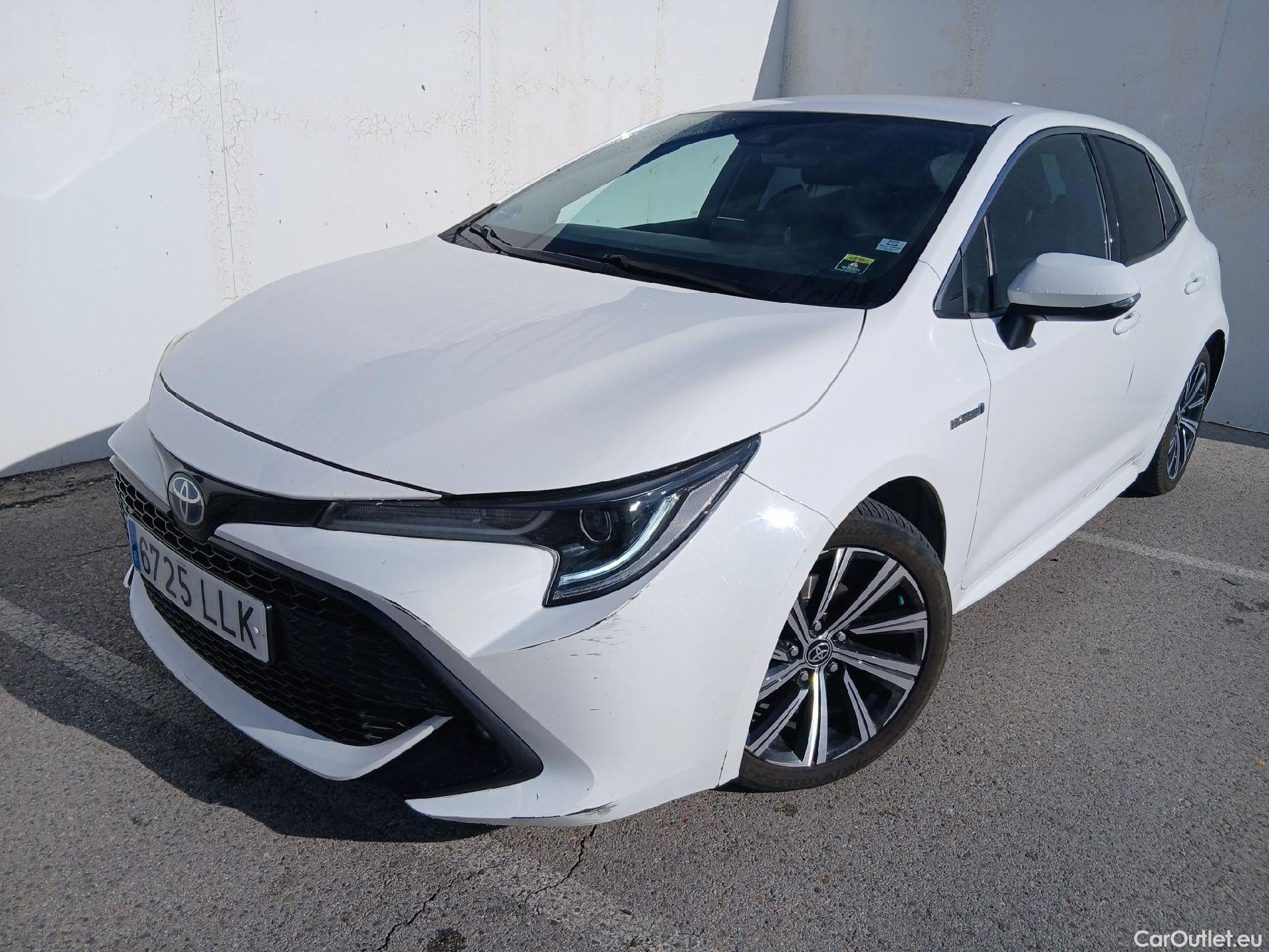 Toyota  Corolla TOYOTA  / 2020 / 5P / berlina con portón 1.8 125H STYLE E-CVT #1