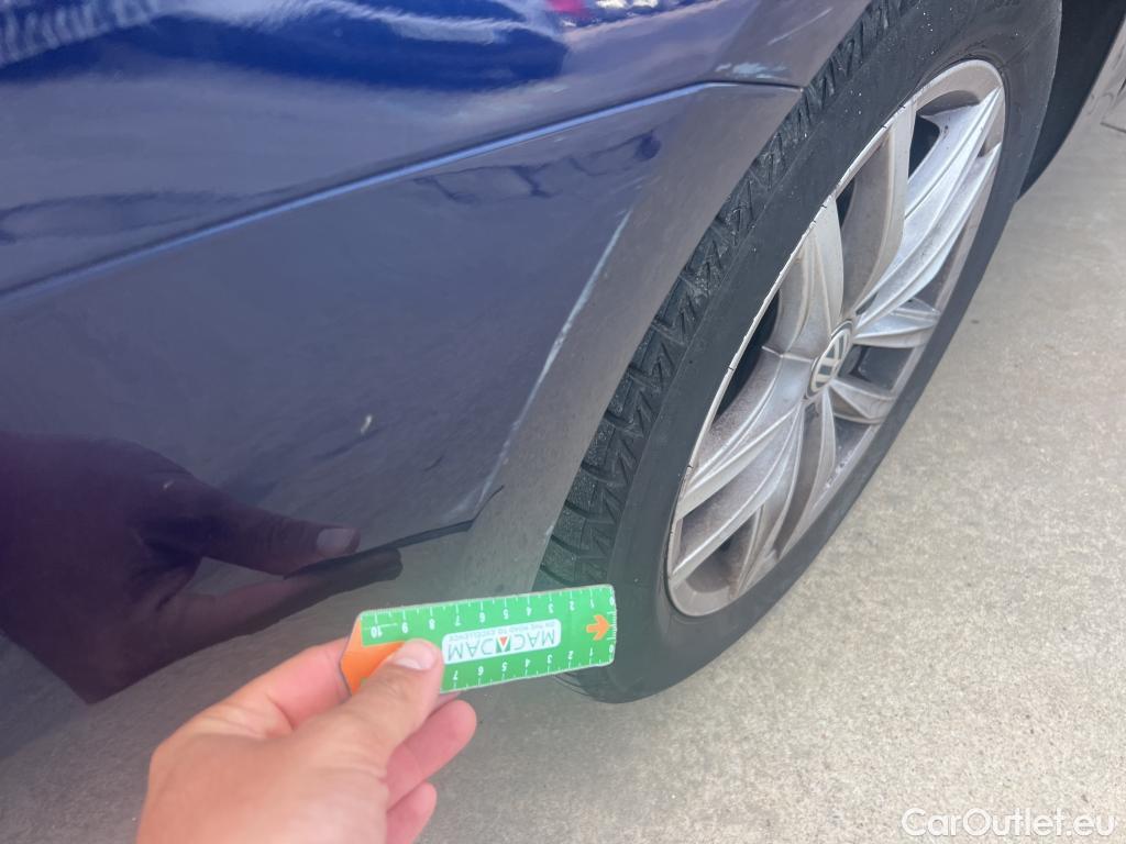 Volkswagen  Golf  VOLKSWAGEN / 2016 / 5P / familiar Last Edition 1.5 TSI 96kW(130CV) Variant #27