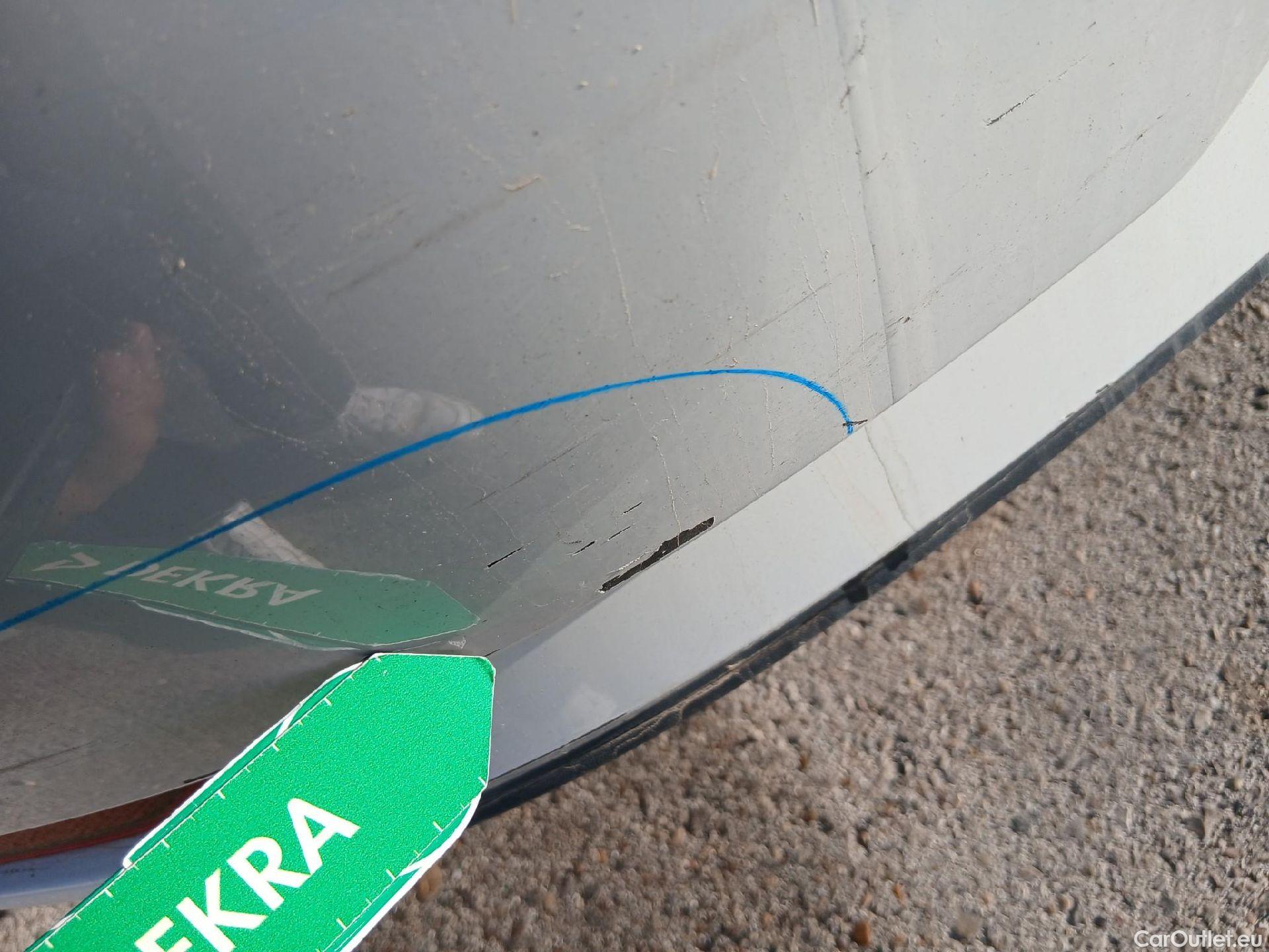 Volkswagen  Golf  VOLKSWAGEN / 2016 / 5P / berlina con portón Ready2Go 1.0 TSI 85kW (115CV) #21