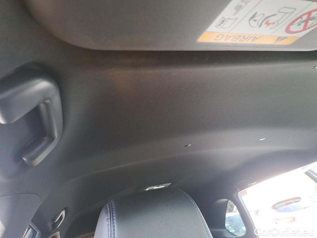 Toyota  RAV4 TOYOTA  / 2018 / 5P / todoterreno 2.5l 220H Feel! #12