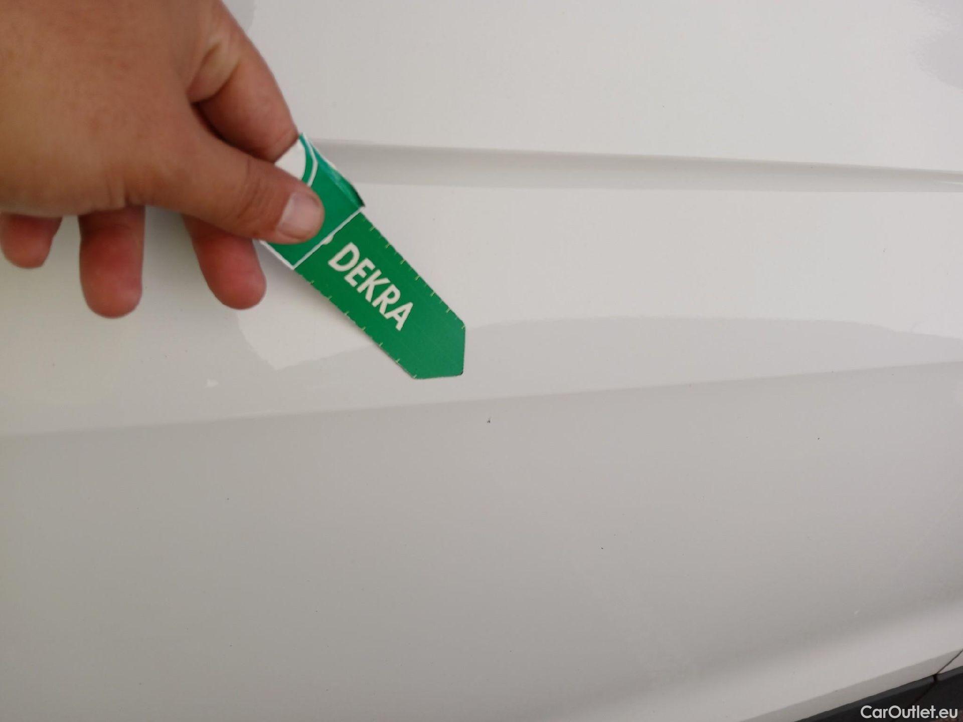  Volkswagen  T-CROSS VOLKSWAGEN  / 2018 / 5P / todoterreno Sport 1.0 TSI 81kW (110CV) #14