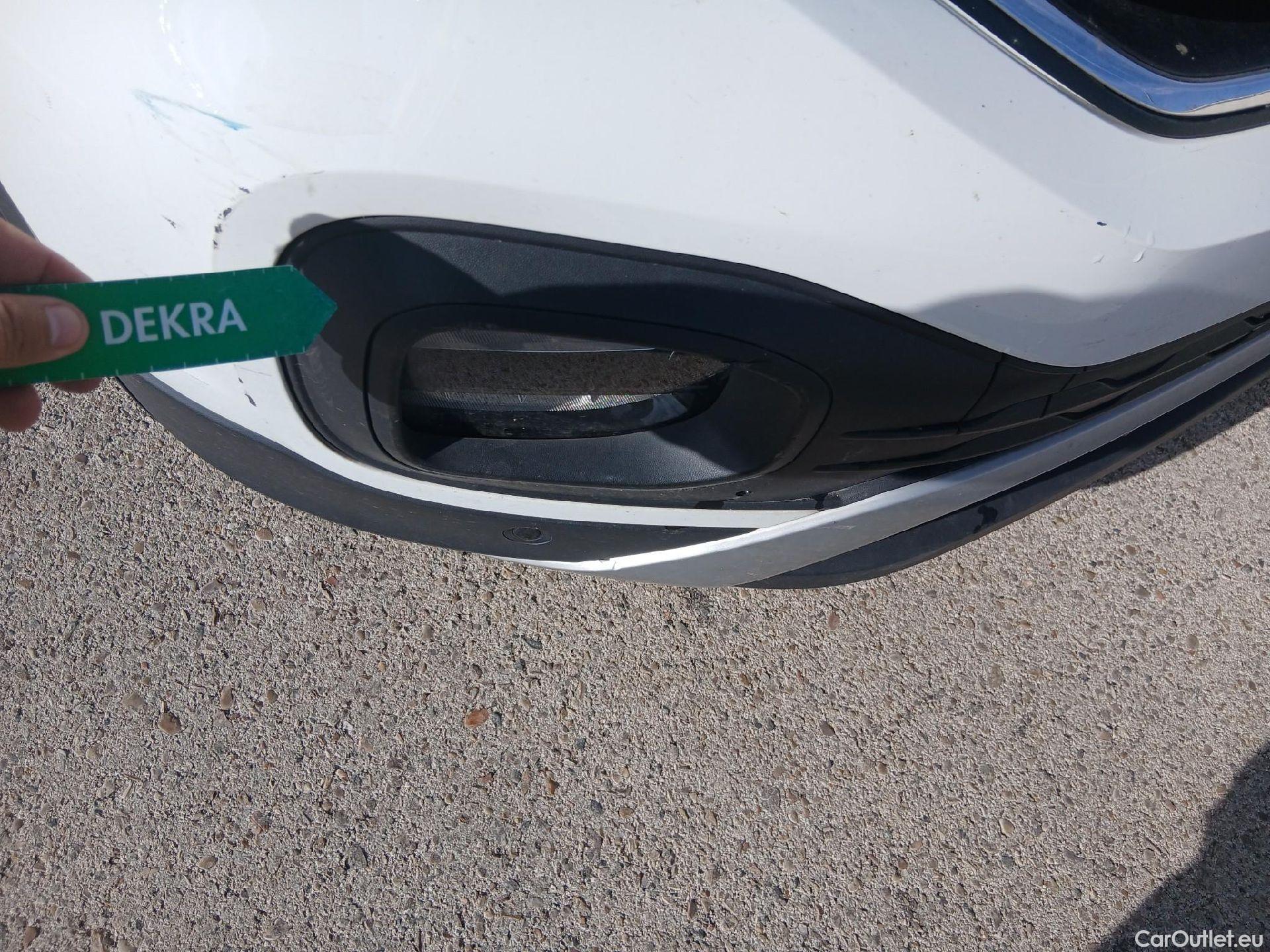  Volkswagen  T-CROSS VOLKSWAGEN  / 2018 / 5P / todoterreno Advance 1.0 TSI 81kW (110CV) DSG (AC3) #6