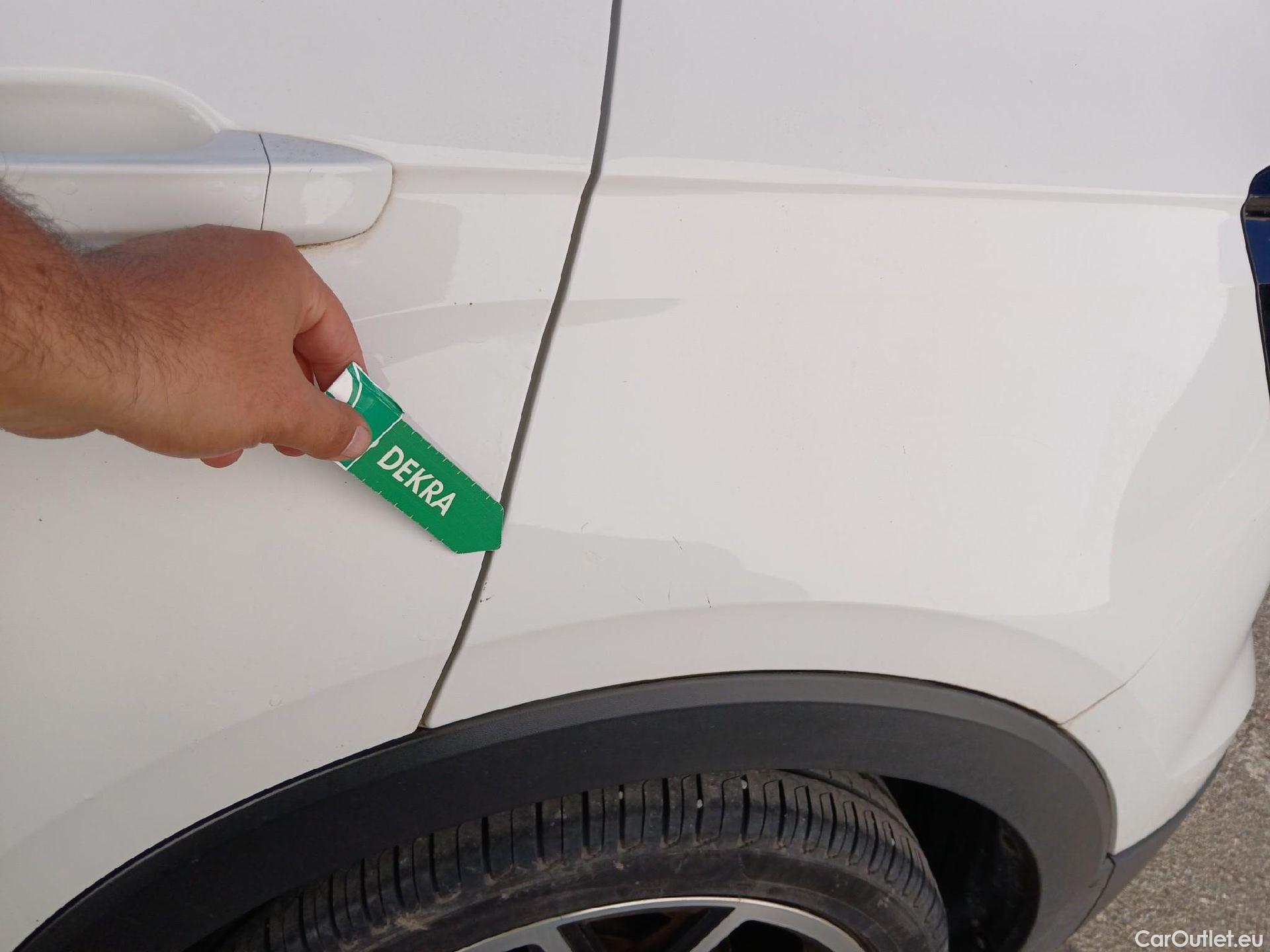  Volkswagen  T-CROSS VOLKSWAGEN  / 2018 / 5P / todoterreno Sport 1.0 TSI 81kW (110CV) #17