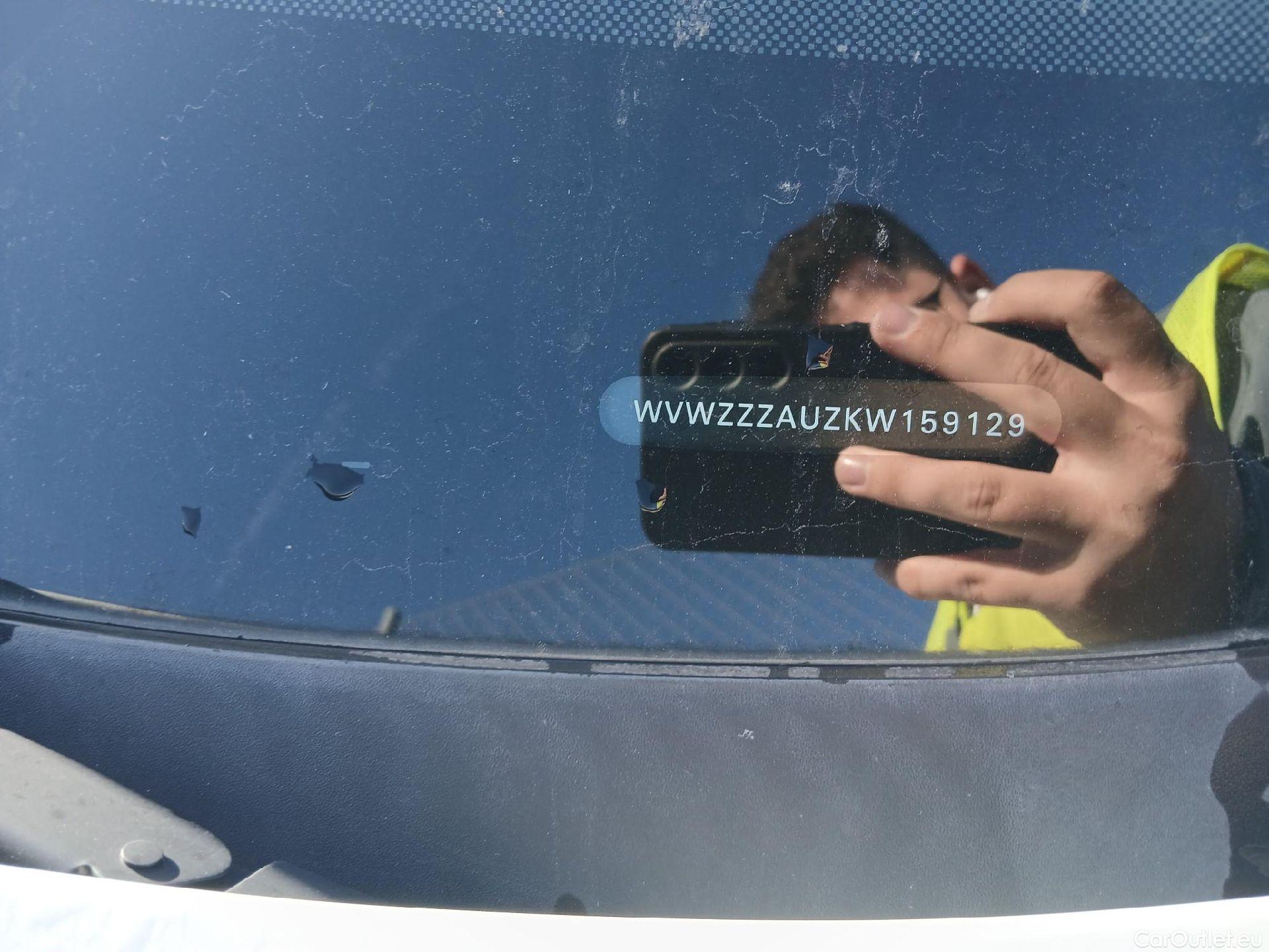 Volkswagen  Golf  VOLKSWAGEN / 2016 / 5P / berlina con portón Ready2Go 1.0 TSI 85kW (115CV) #16