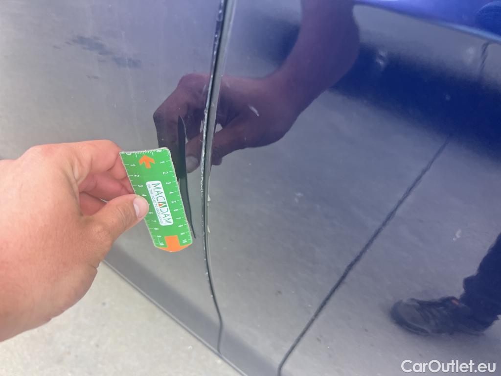 Volkswagen  Golf  VOLKSWAGEN / 2016 / 5P / familiar Last Edition 1.5 TSI 96kW(130CV) Variant #8