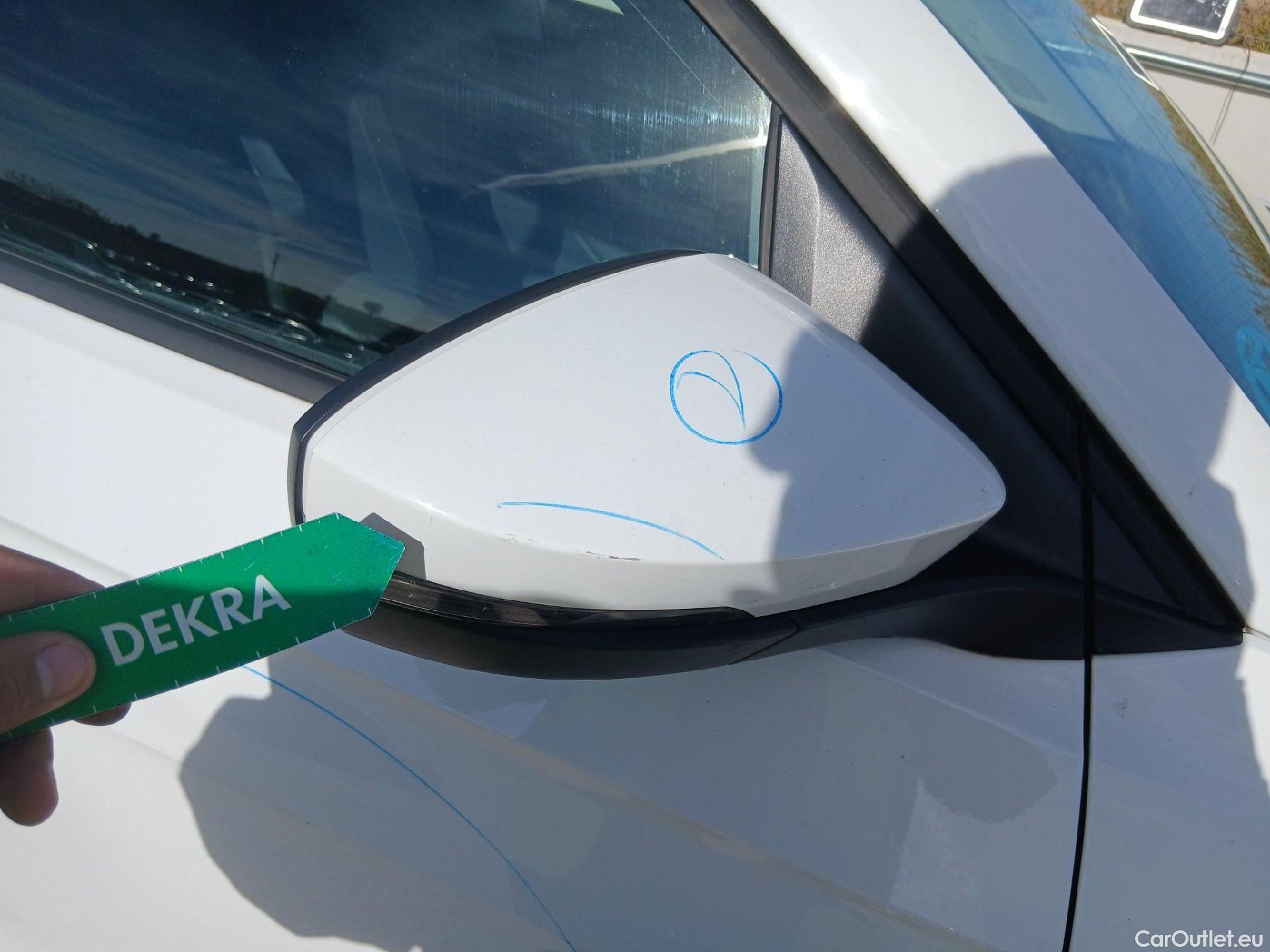  Volkswagen  T-CROSS VOLKSWAGEN  / 2018 / 5P / todoterreno Advance 1.0 TSI 81kW (110CV) DSG (AC3) #36