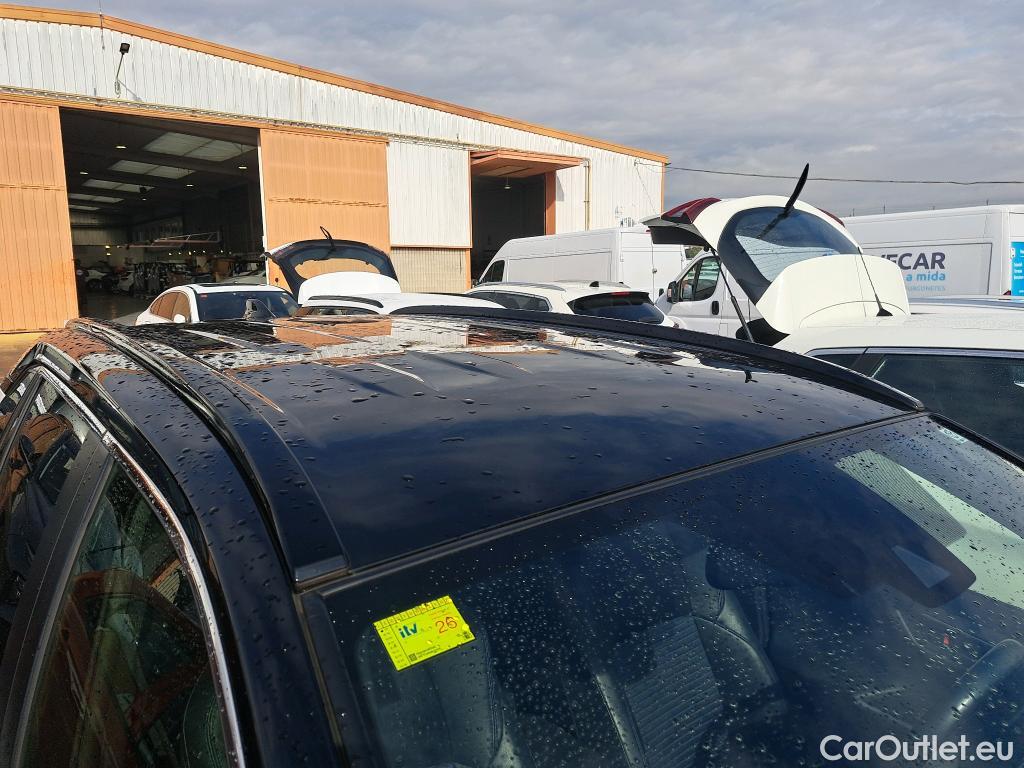 Toyota  RAV4 TOYOTA  / 2018 / 5P / todoterreno 2.5l 220H Feel! #14