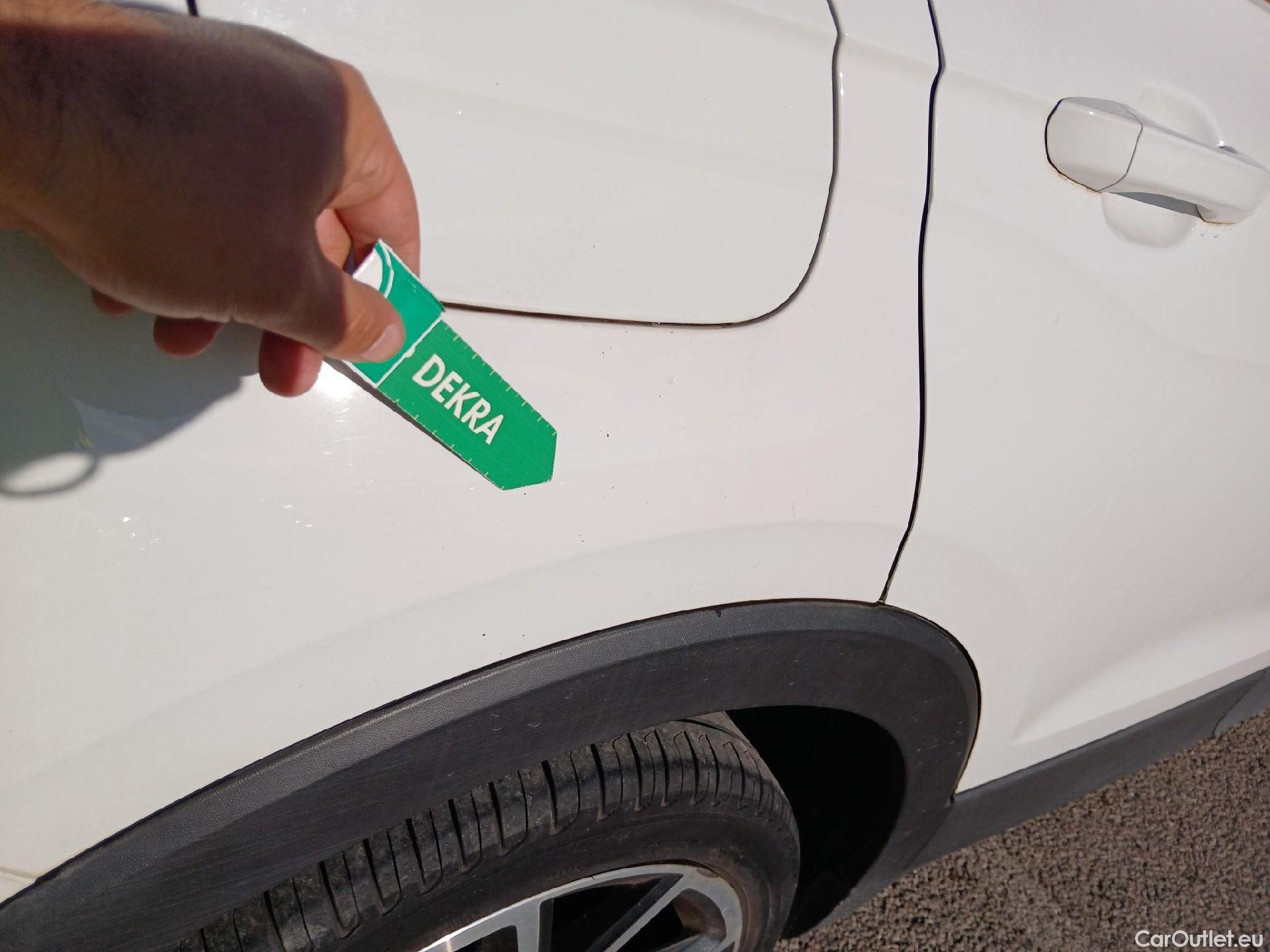  Volkswagen  T-CROSS VOLKSWAGEN  / 2018 / 5P / todoterreno Sport 1.0 TSI 81kW (110CV) #22