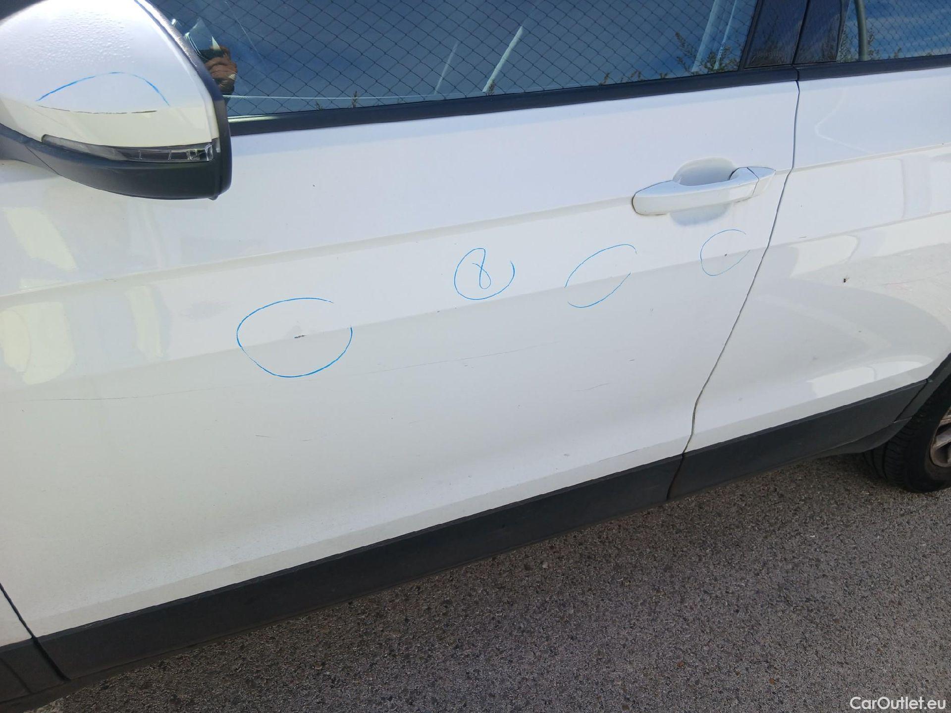  Volkswagen  T-CROSS VOLKSWAGEN  / 2018 / 5P / todoterreno Advance 1.0 TSI 81kW (110CV) DSG (AC3) #16