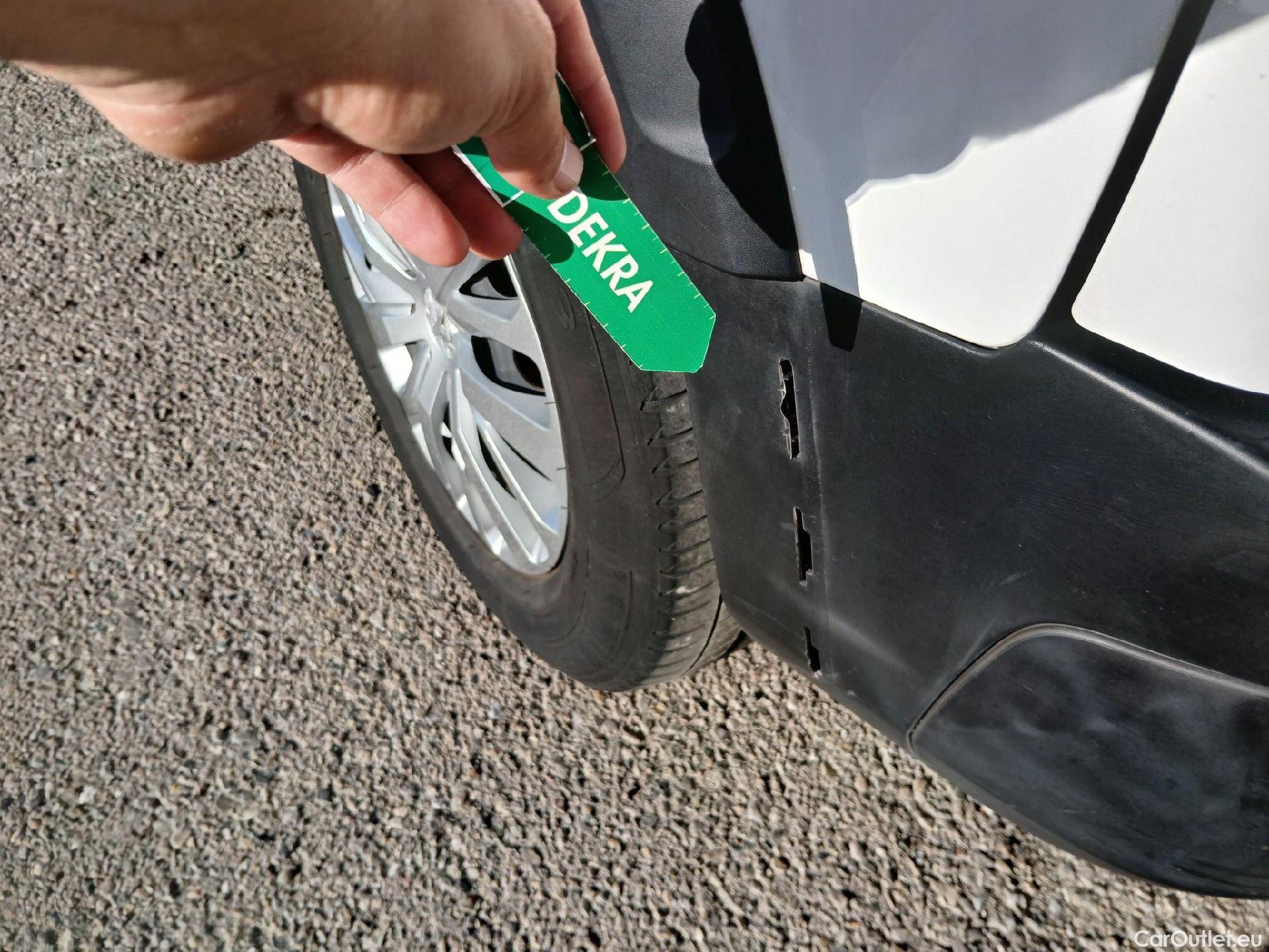  Peugeot  RIFTER PEUGEOT  / 2018 / 4P / combi Access Standard BlueHDi 73kW (AC) #62