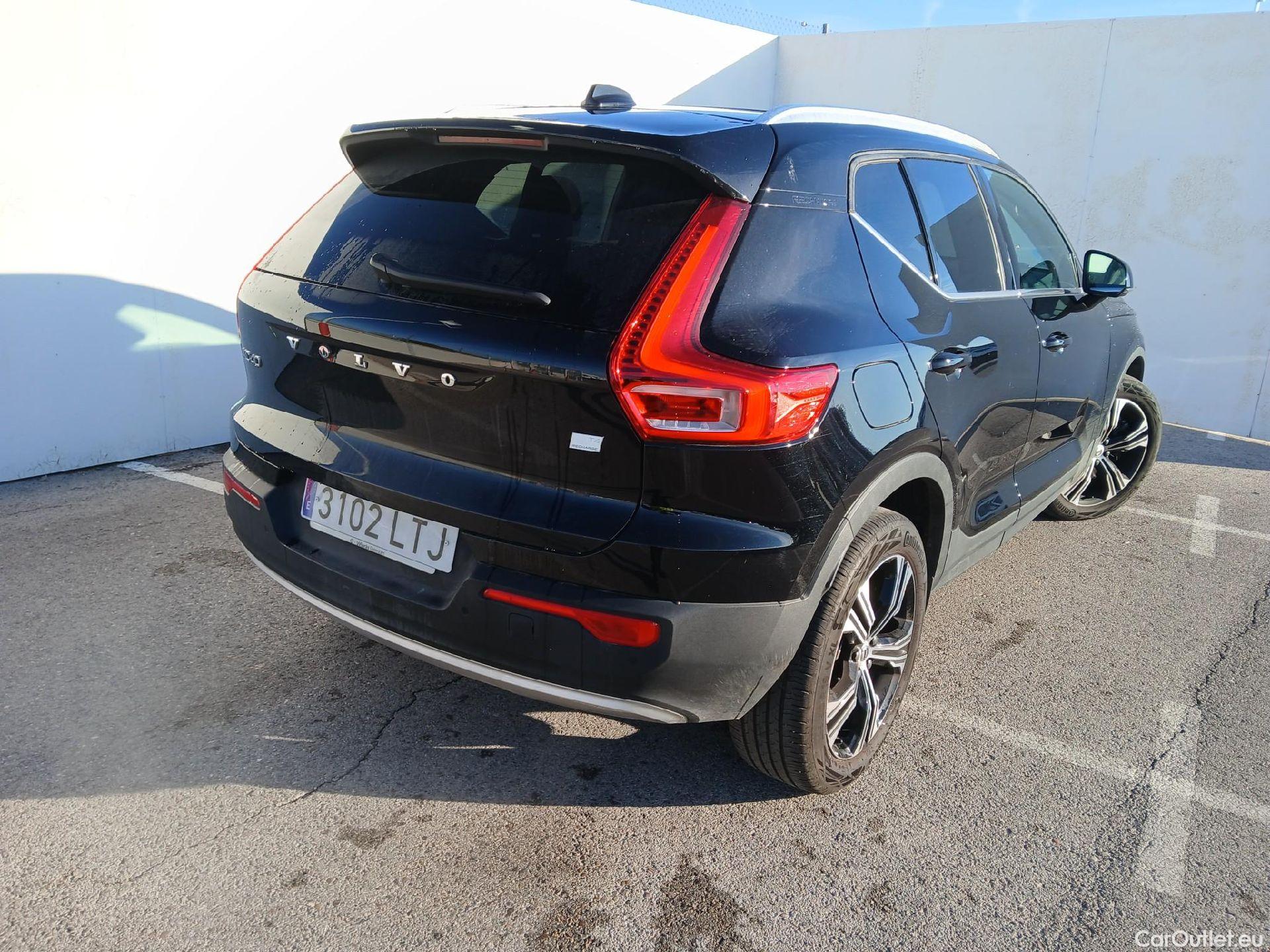 Volvo  XC 40 VOLVO XC40 / 2017 / 5P / todoterreno 1.5 T4 Twin Recharge Inscription Auto #2