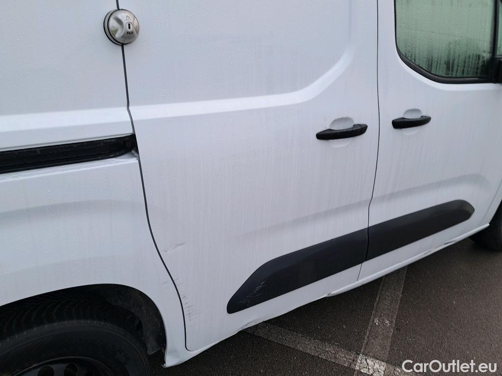 Citroen  Berlingo CITROEN  / 2018 / 3P / furgón derivado de turismo Talla M BlueHDi 100 WORKER #21