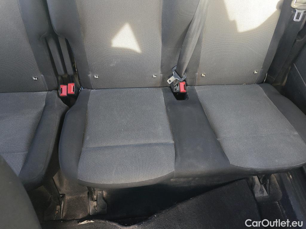  Peugeot  RIFTER PEUGEOT  / 2018 / 4P / combi Active Standard BlueHDi 73kW (IND) #39