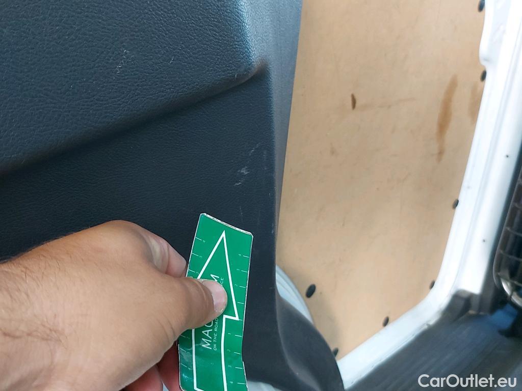  Ford  Transit FORD  Courier/2014/4P/furgón der.turis Van 1.5 TDCi 56kW Trend #29