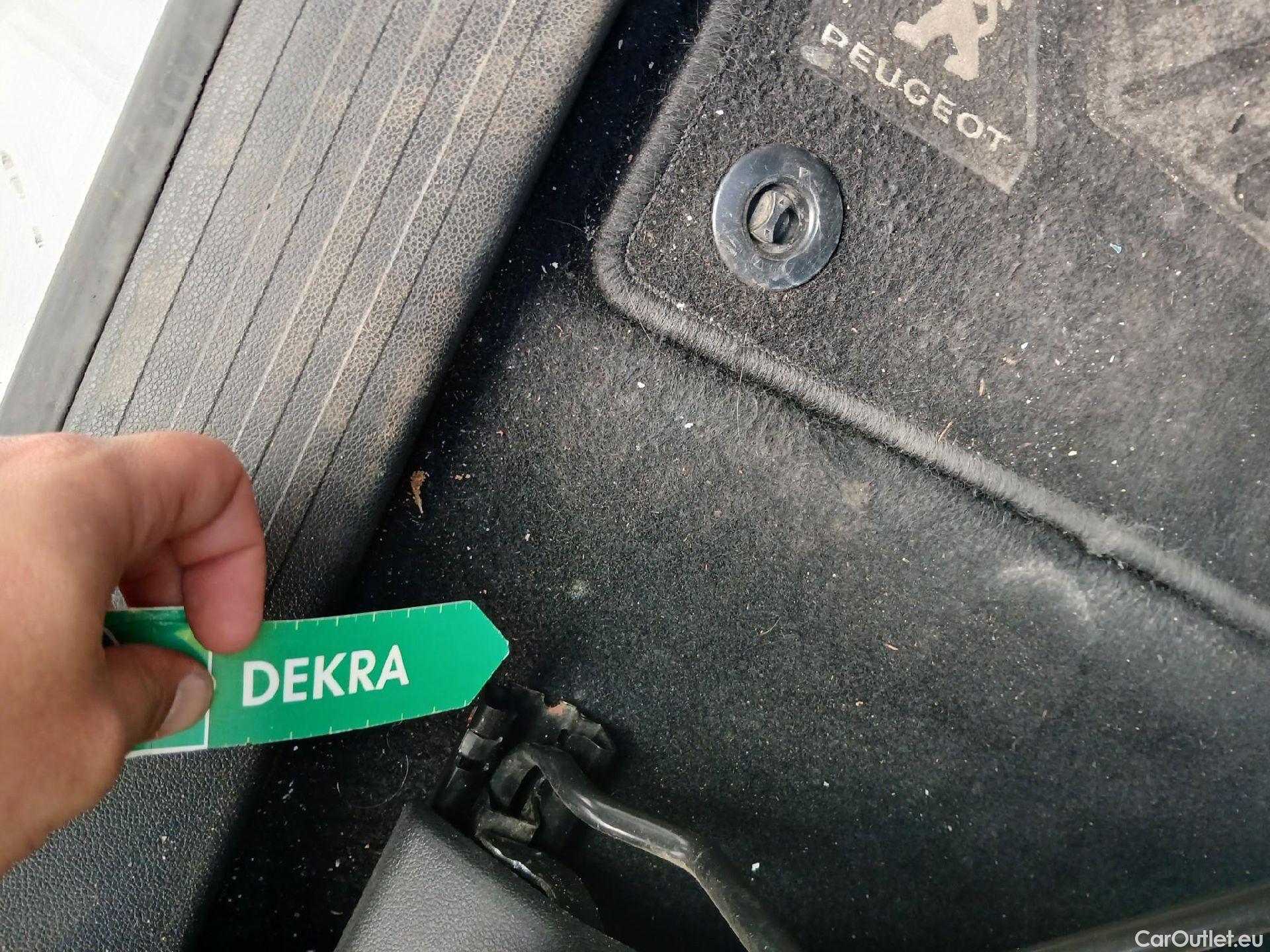  Peugeot  RIFTER PEUGEOT  / 2018 / 4P / combi Access Standard BlueHDi 73kW (AC) #17