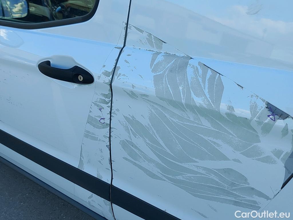  Ford  Transit FORD  Courier/2014/4P/furgón der.turis Van 1.5 TDCi 56kW Trend #19