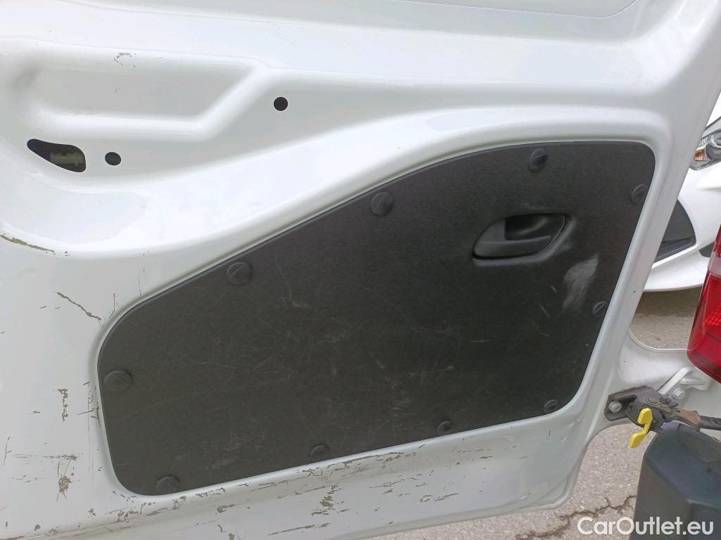 Peugeot  Partner PEUGEOT  / 2018 / 3P / furgón derivado de turismo Pro Standard 600kg PureTech 81kW #20