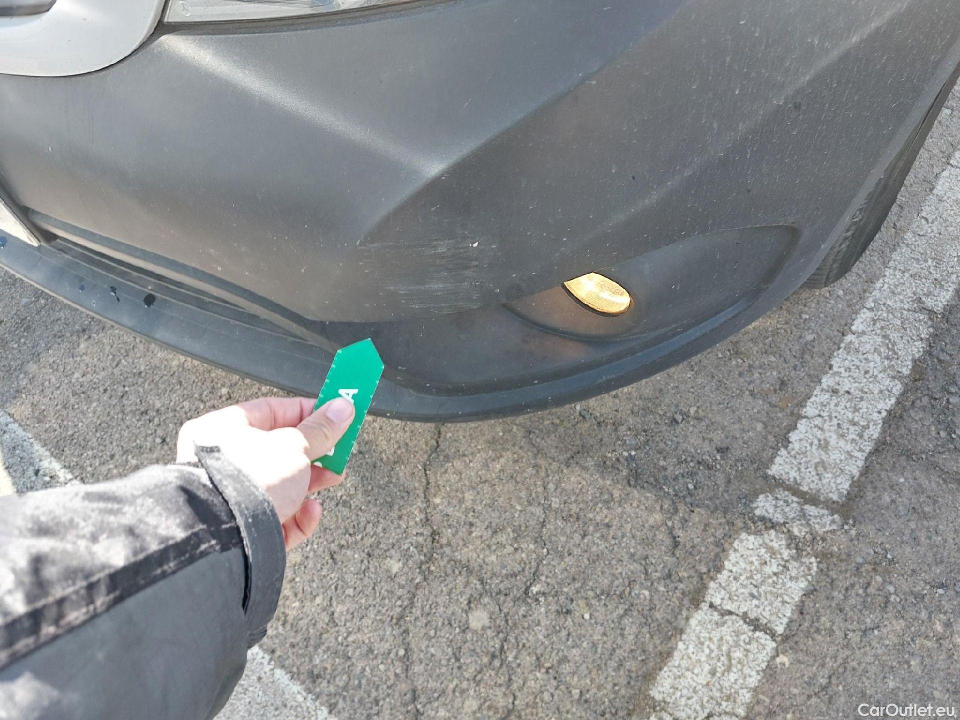 Mercedes  Citan MERCEDES-BENZ  / 2012 / 4P / furgón derivado de turismo 109 CDI Furgón Largo #1