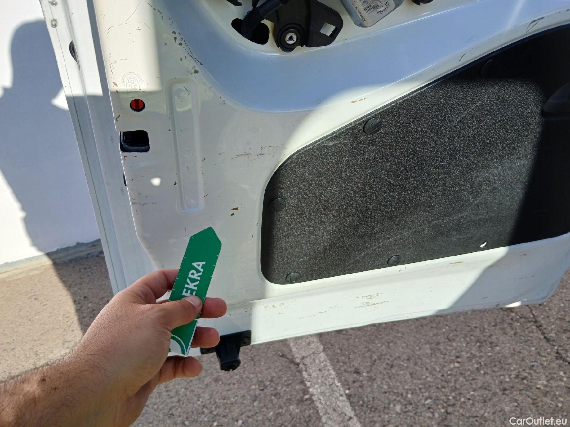  Peugeot  RIFTER PEUGEOT  / 2018 / 4P / combi Access Standard BlueHDi 73kW (AC) #9