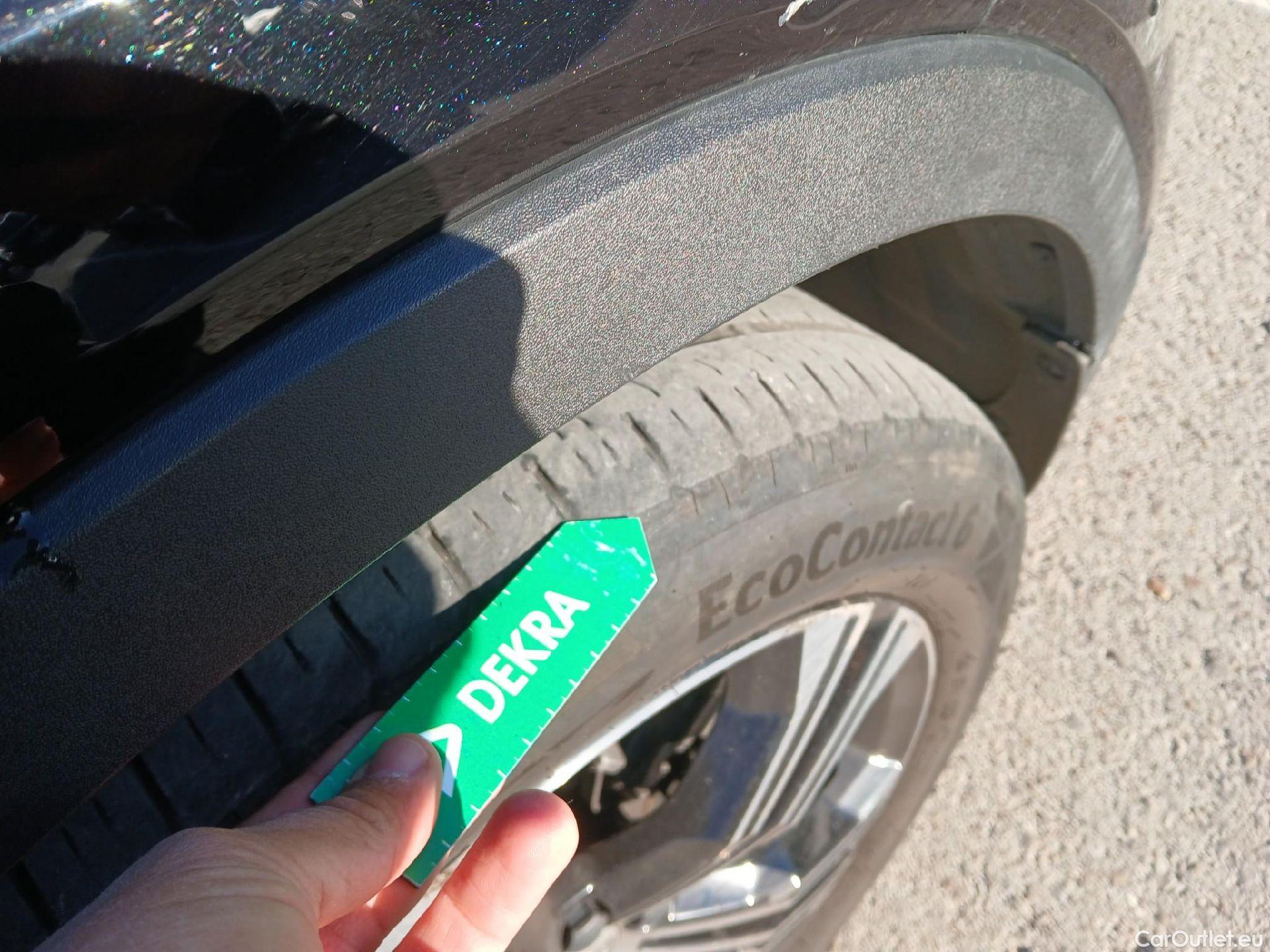 Volvo  XC 40 VOLVO XC40 / 2017 / 5P / todoterreno 1.5 T4 Twin Recharge Inscription Auto #11