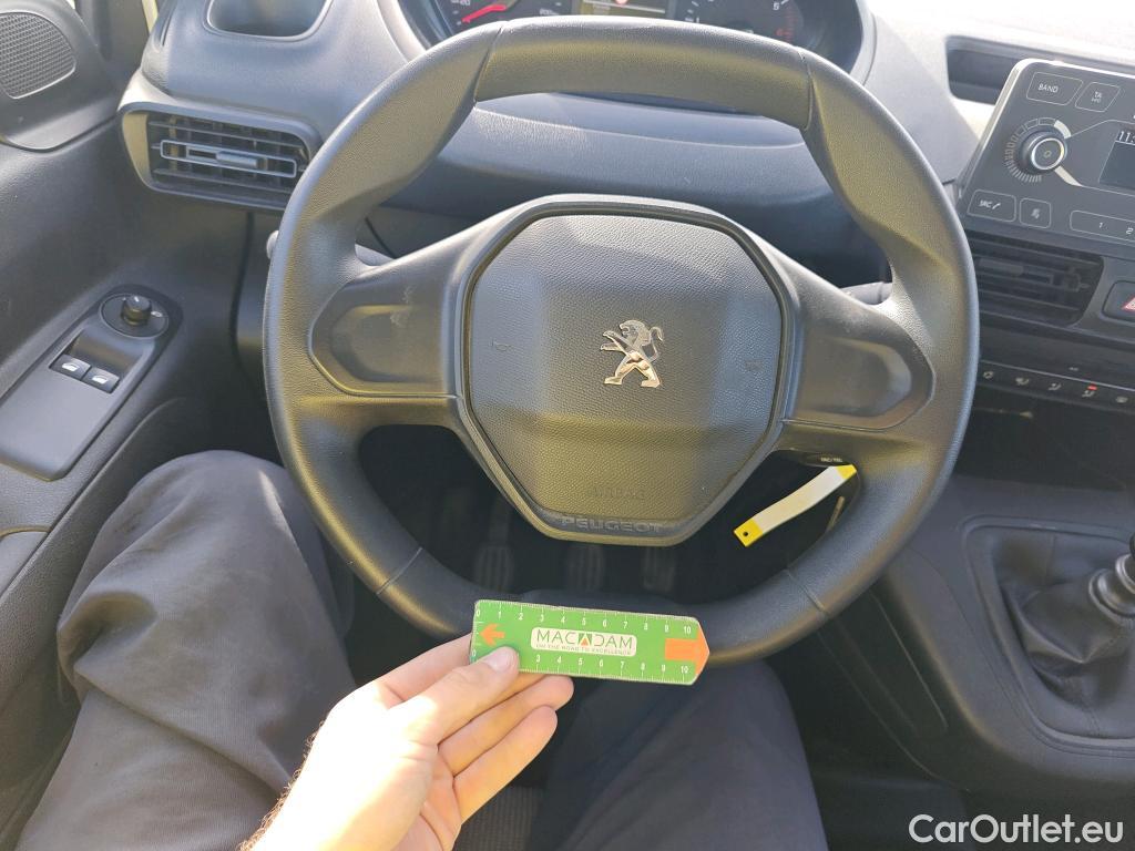  Peugeot  RIFTER PEUGEOT  / 2018 / 4P / combi Active Standard BlueHDi 73kW (IND) #46