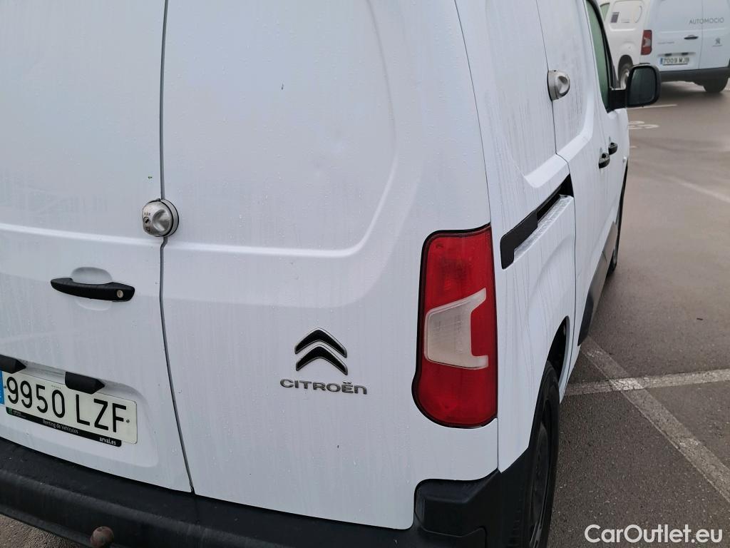 Citroen  Berlingo CITROEN  / 2018 / 3P / furgón derivado de turismo Talla M BlueHDi 100 WORKER #17