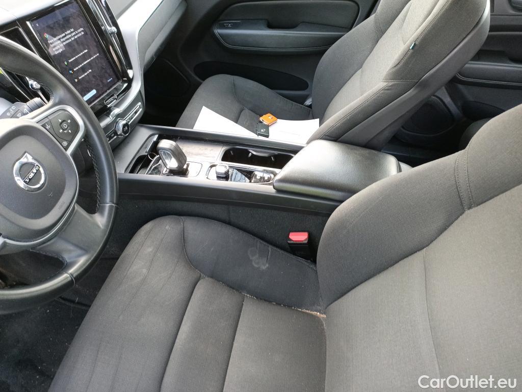 Volvo  XC60 VOLVO  / 2017 / 5P / todoterreno 2.0 B4 D Momentum Pro Auto #28
